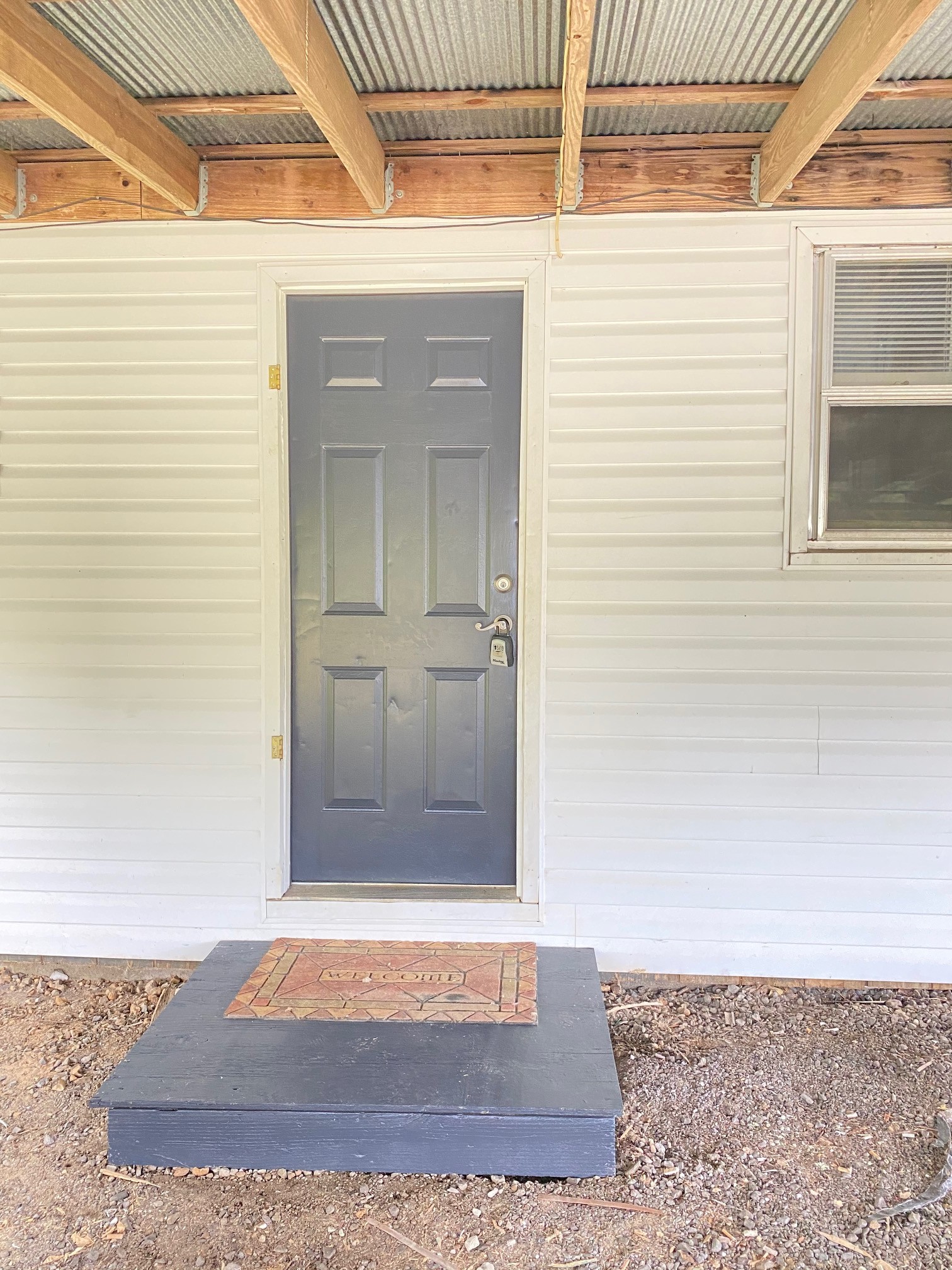 668 W Jefferson Pike