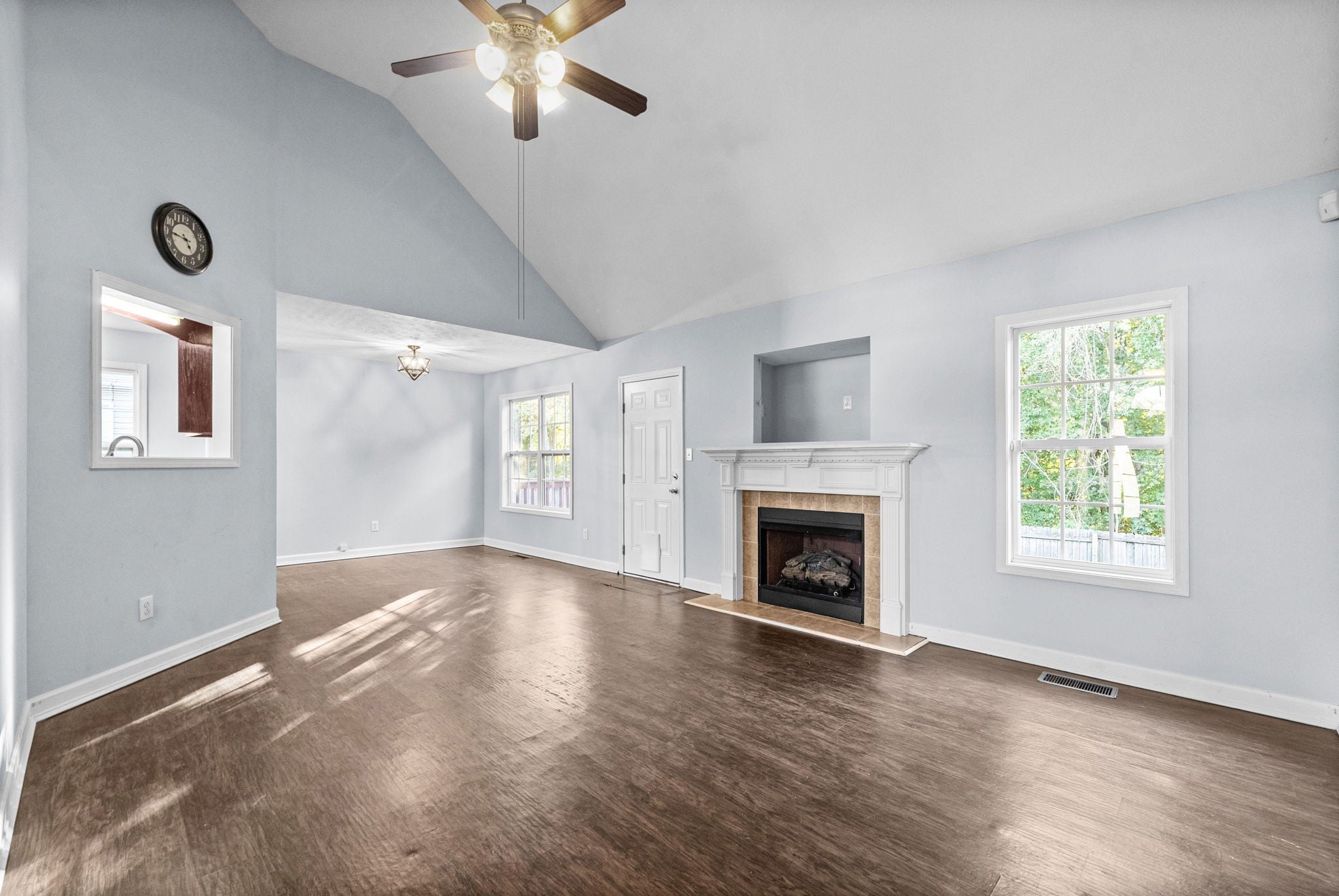1405 Mutual Dr