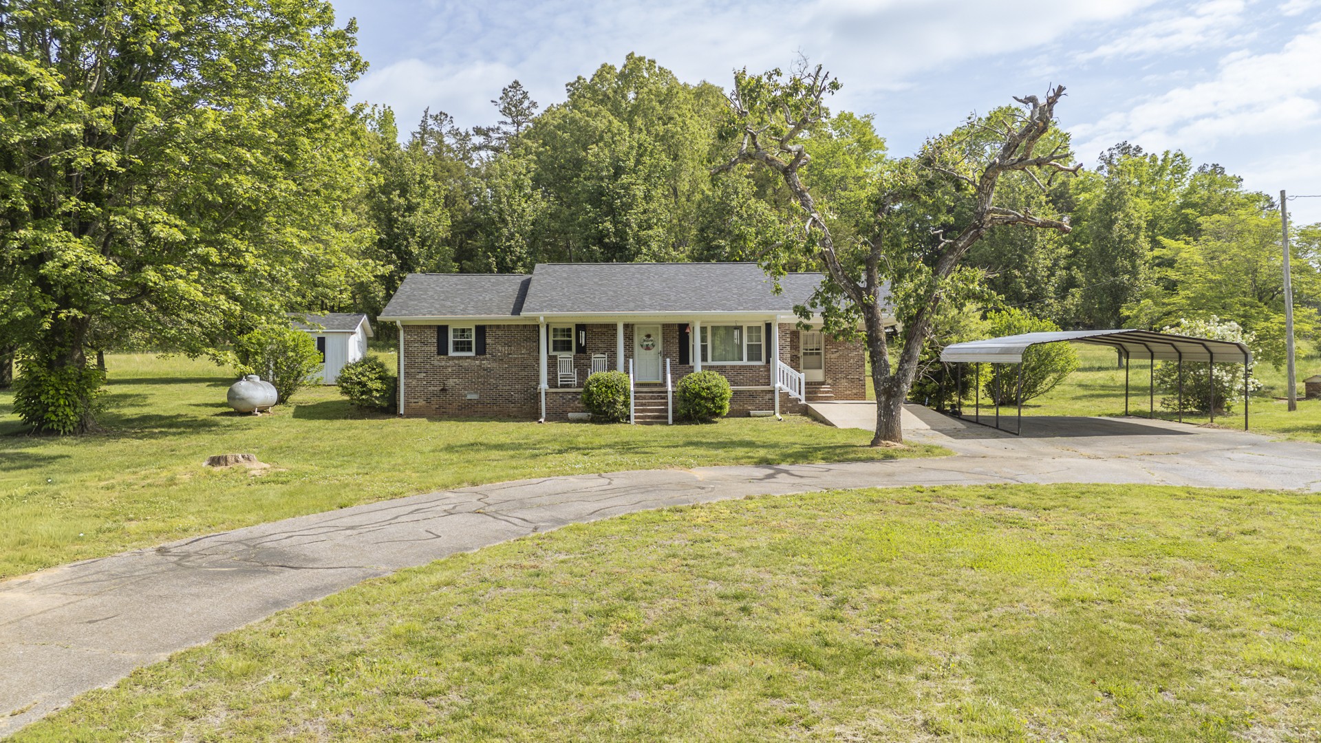 1134 Billy Nance Hwy