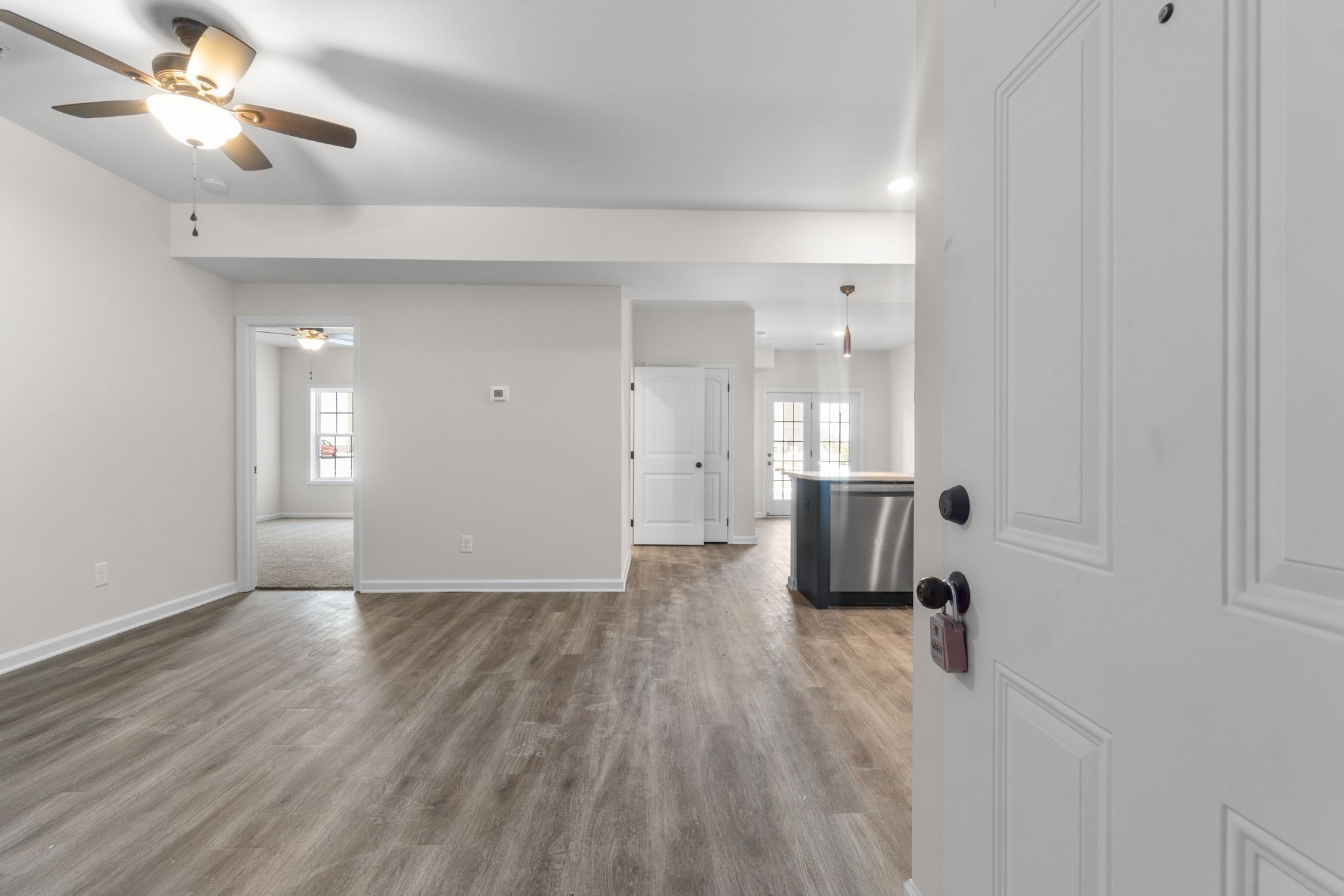 229 E Johnson Circle B-204