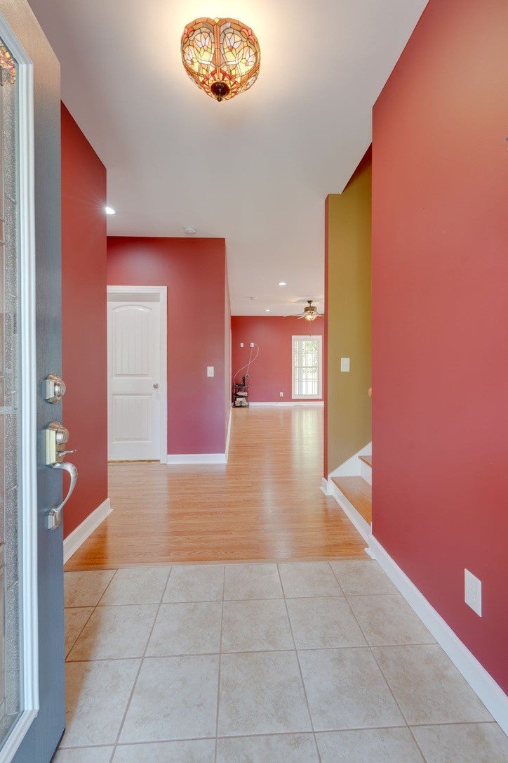 1136 Slaters Creek Rd
