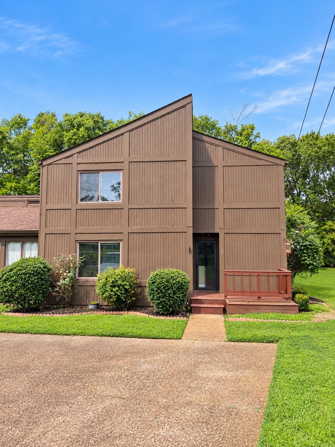 4-bed listing at 110 Doral Ct, Nashville