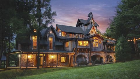 2465 Old Charlotte Pike Franklin TN 37064