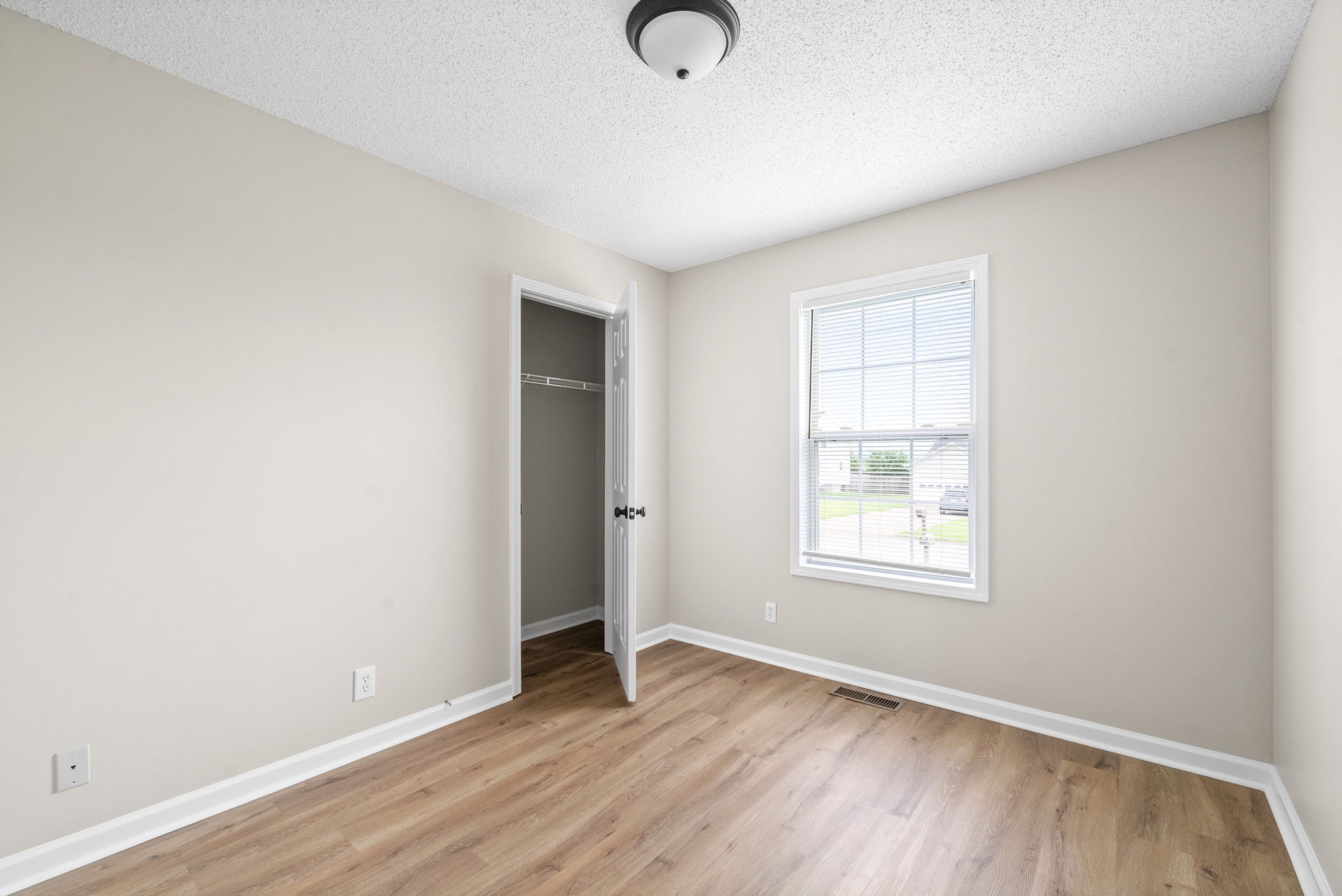 Oak Grove, Kentucky 42262, United States, 3 Bedrooms Bedrooms, ,1 BathroomBathrooms,Residential,Active,139601