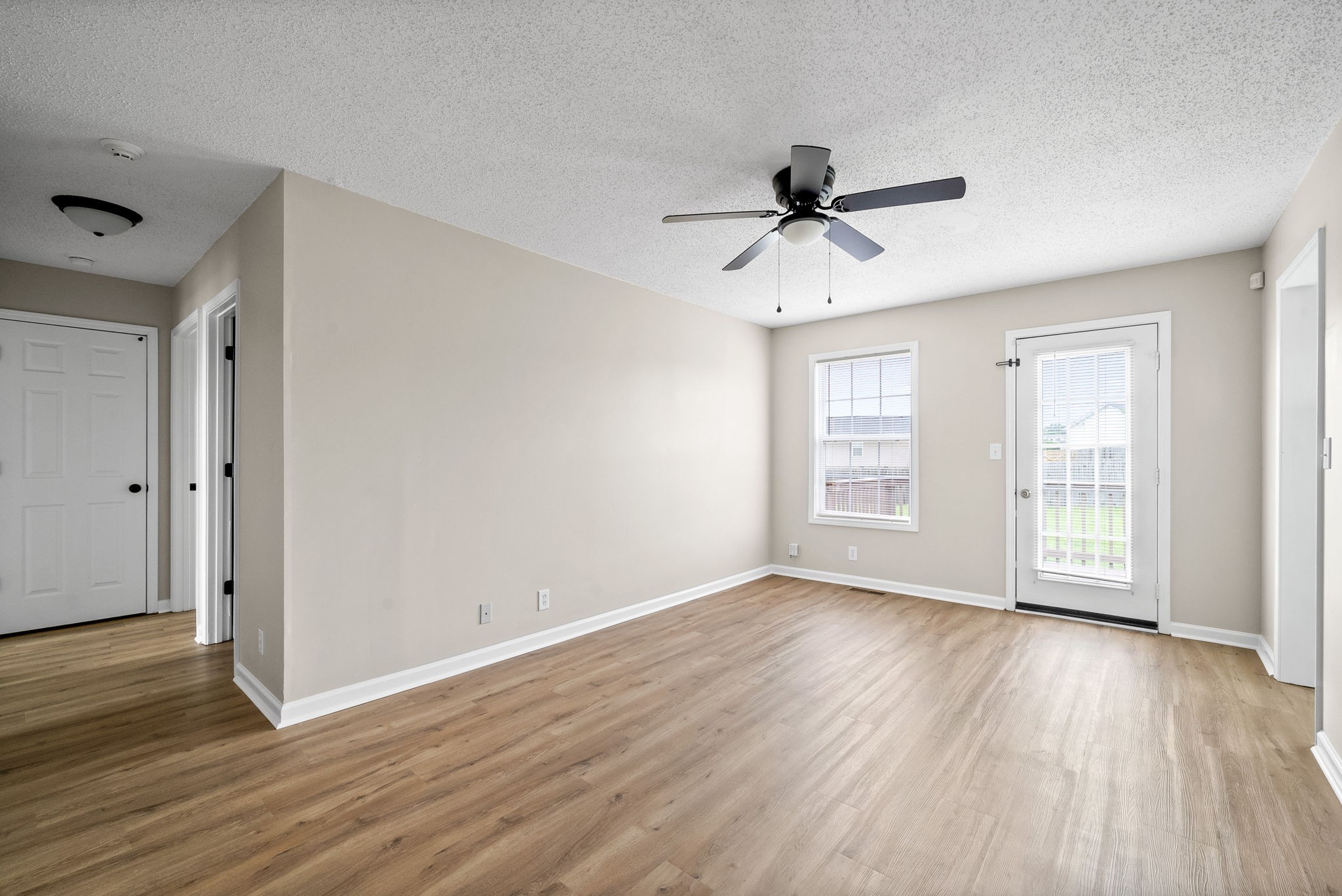Oak Grove, Kentucky 42262, United States, 3 Bedrooms Bedrooms, ,1 BathroomBathrooms,Residential,Active,139601