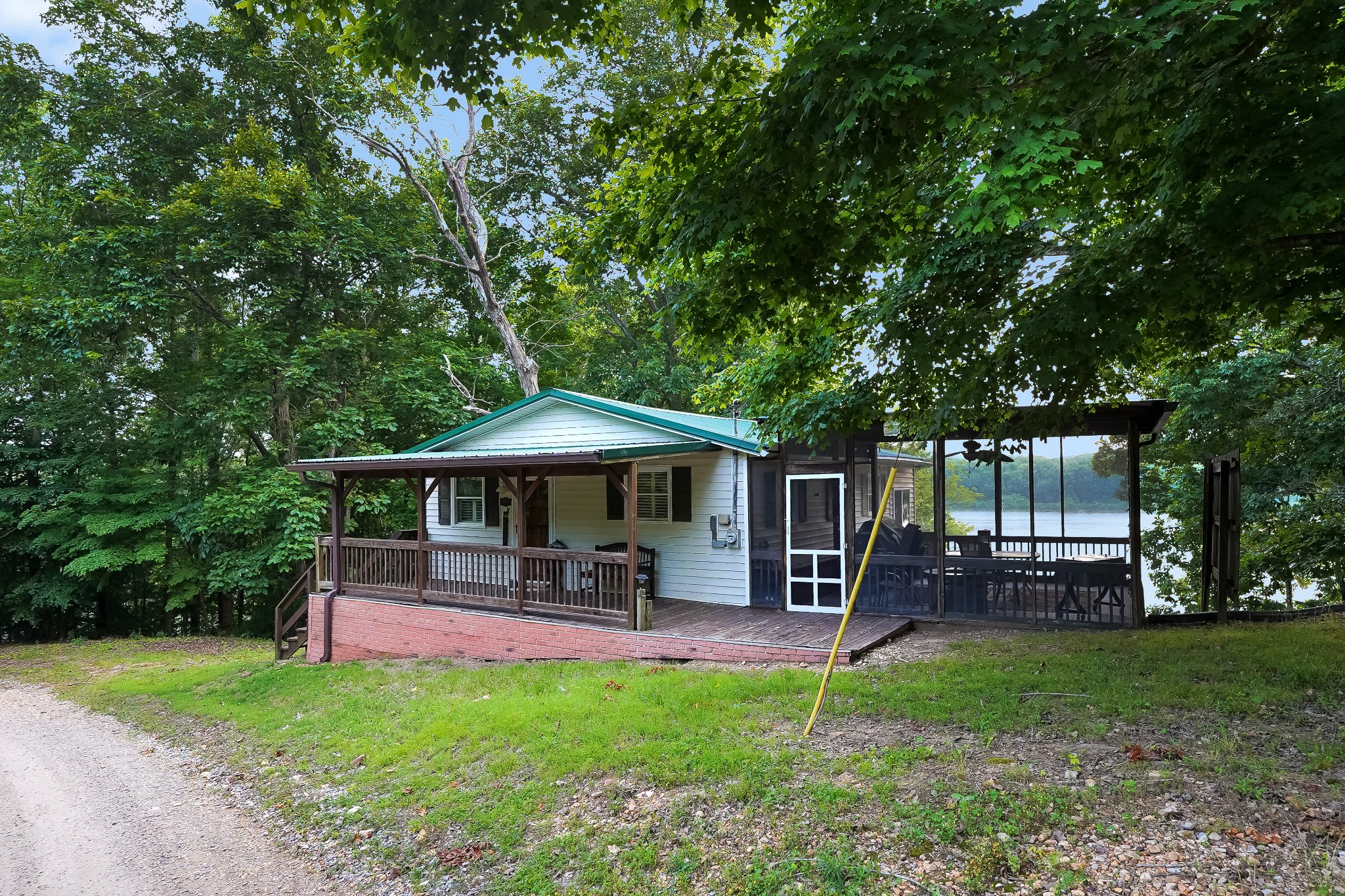211 Lewis Circle