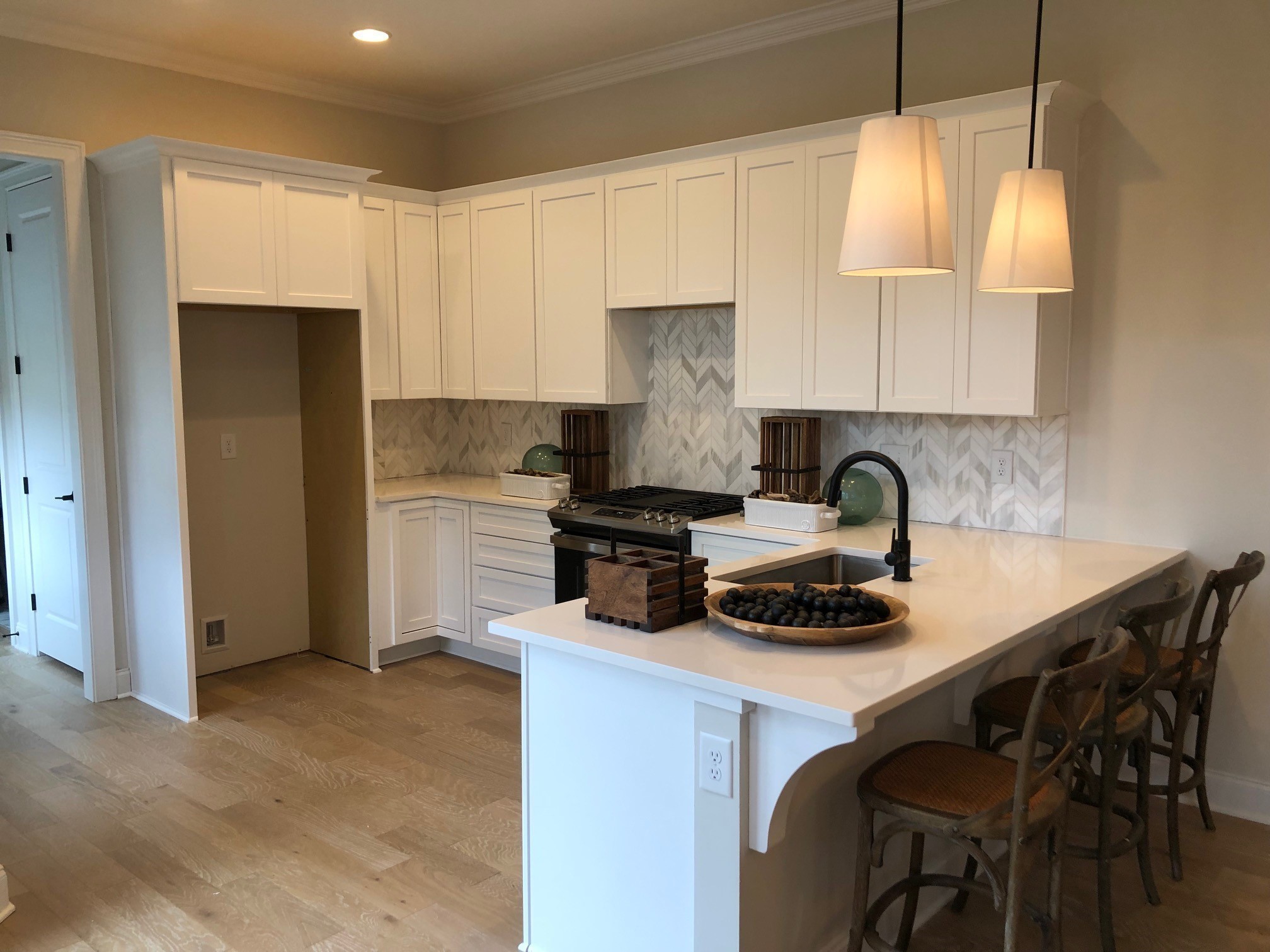 Photo 7 of 15 of 2061 Hollydale Alley townhome