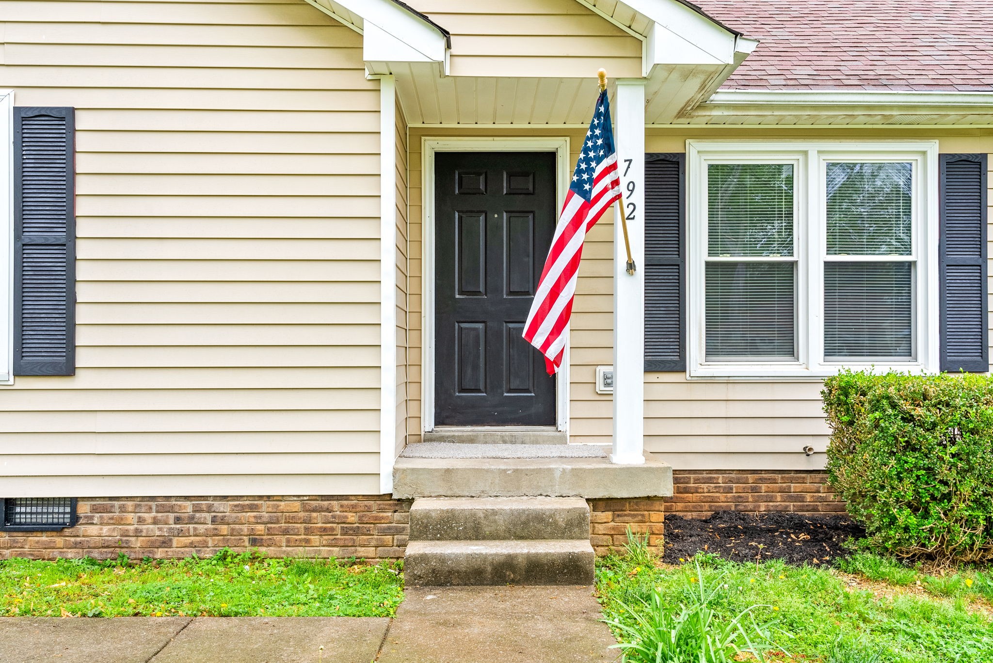792 Princeton Cir