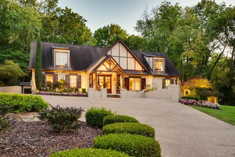 3807 Harding Pl Nashville TN 37215