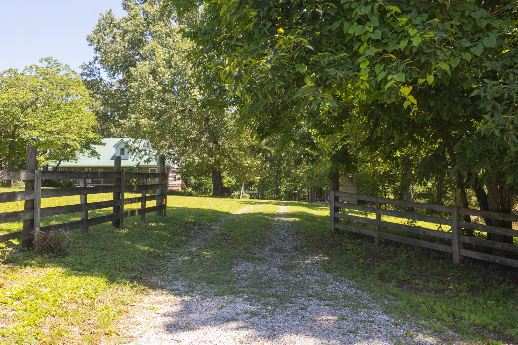 1530 Roy Brown Rd