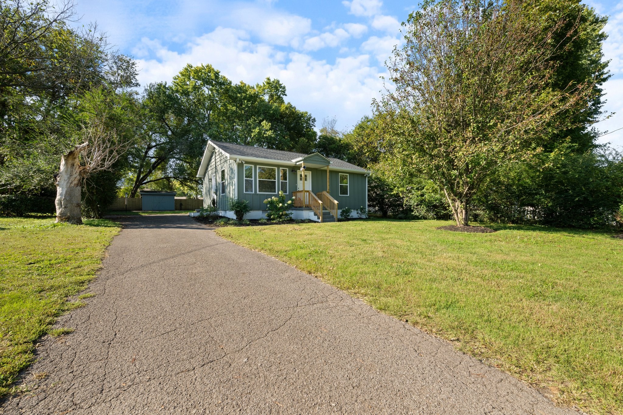 203 Scruggs Ave