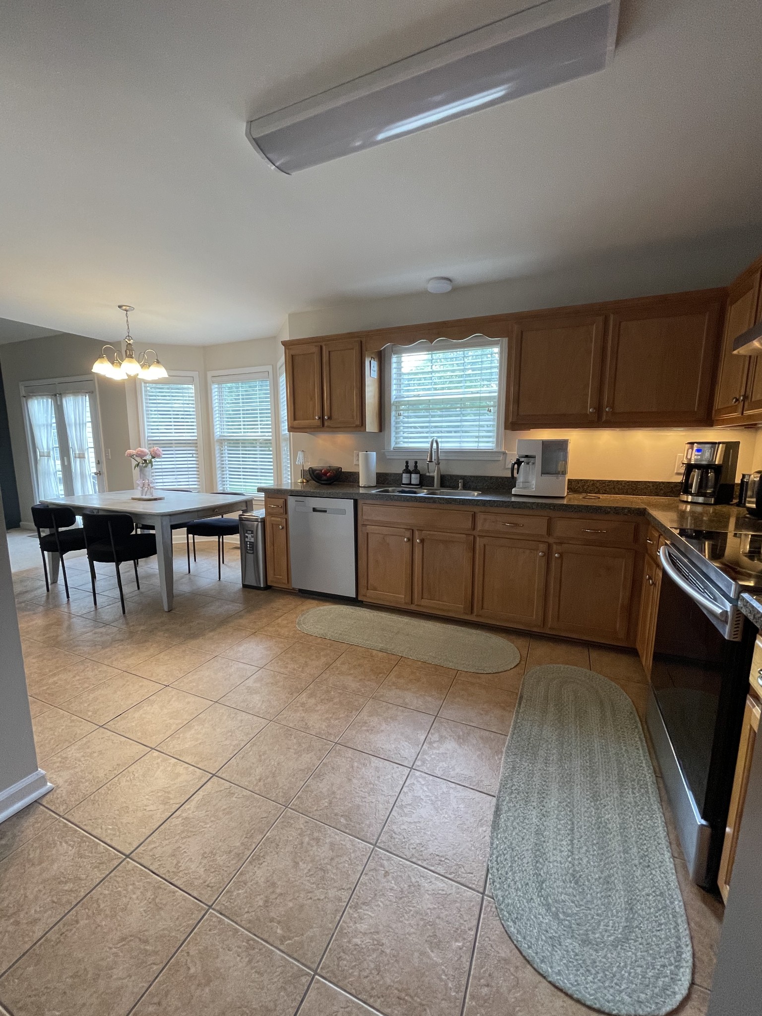 1253 Annapolis Cir