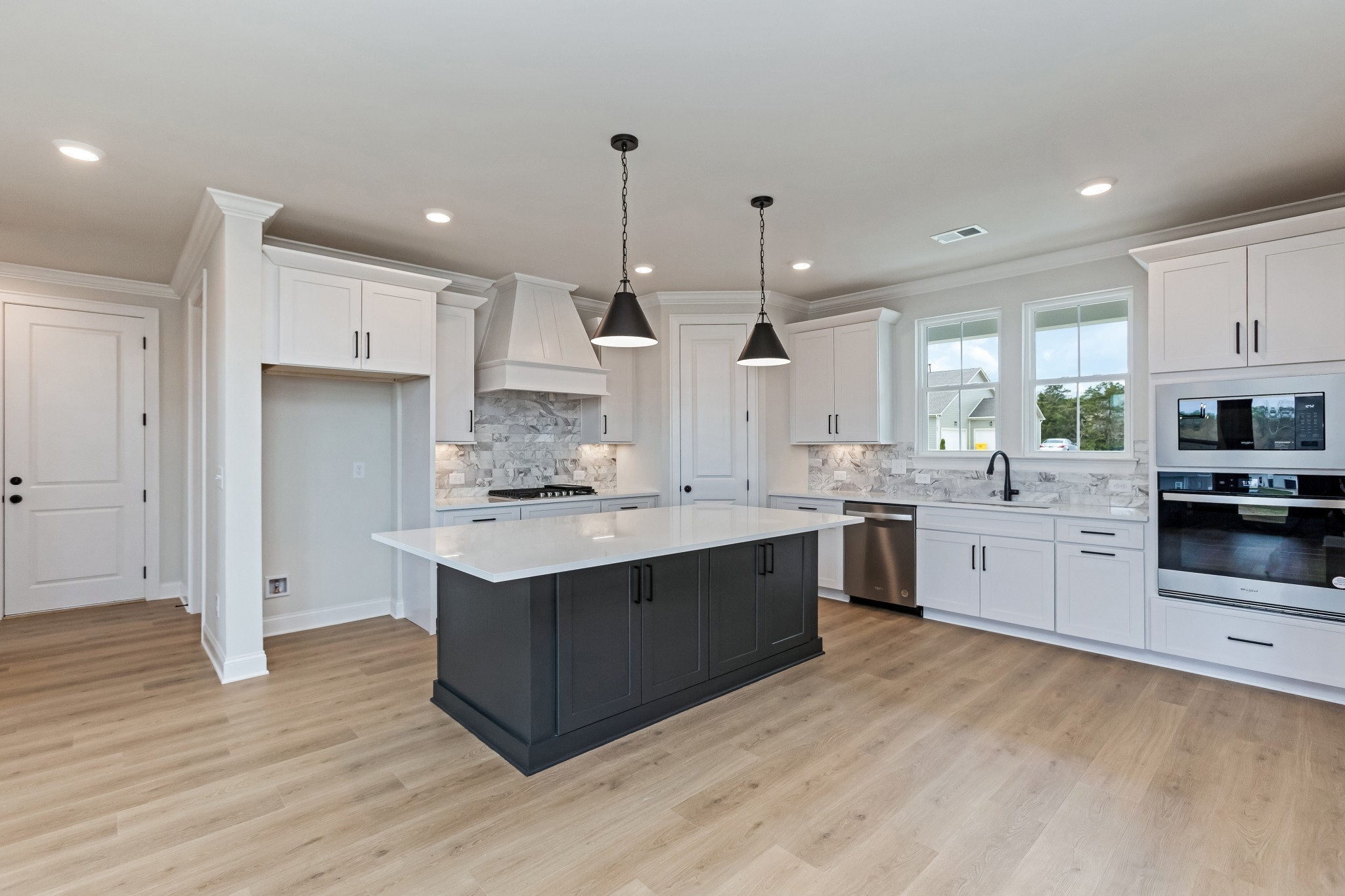 7408 Black Fox Dr