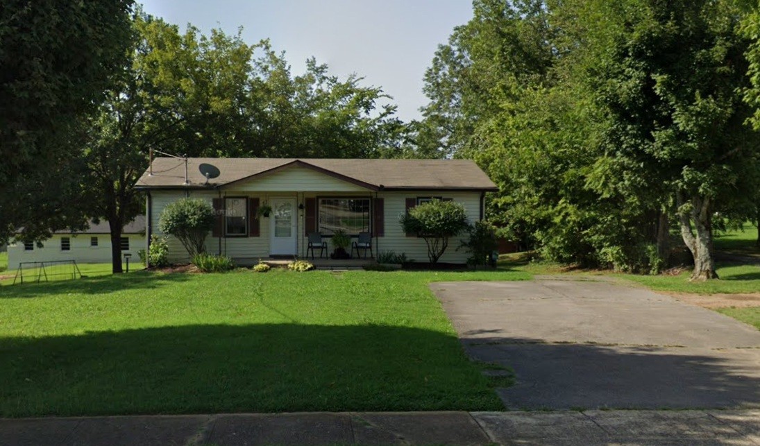 4320 Highway 70 E