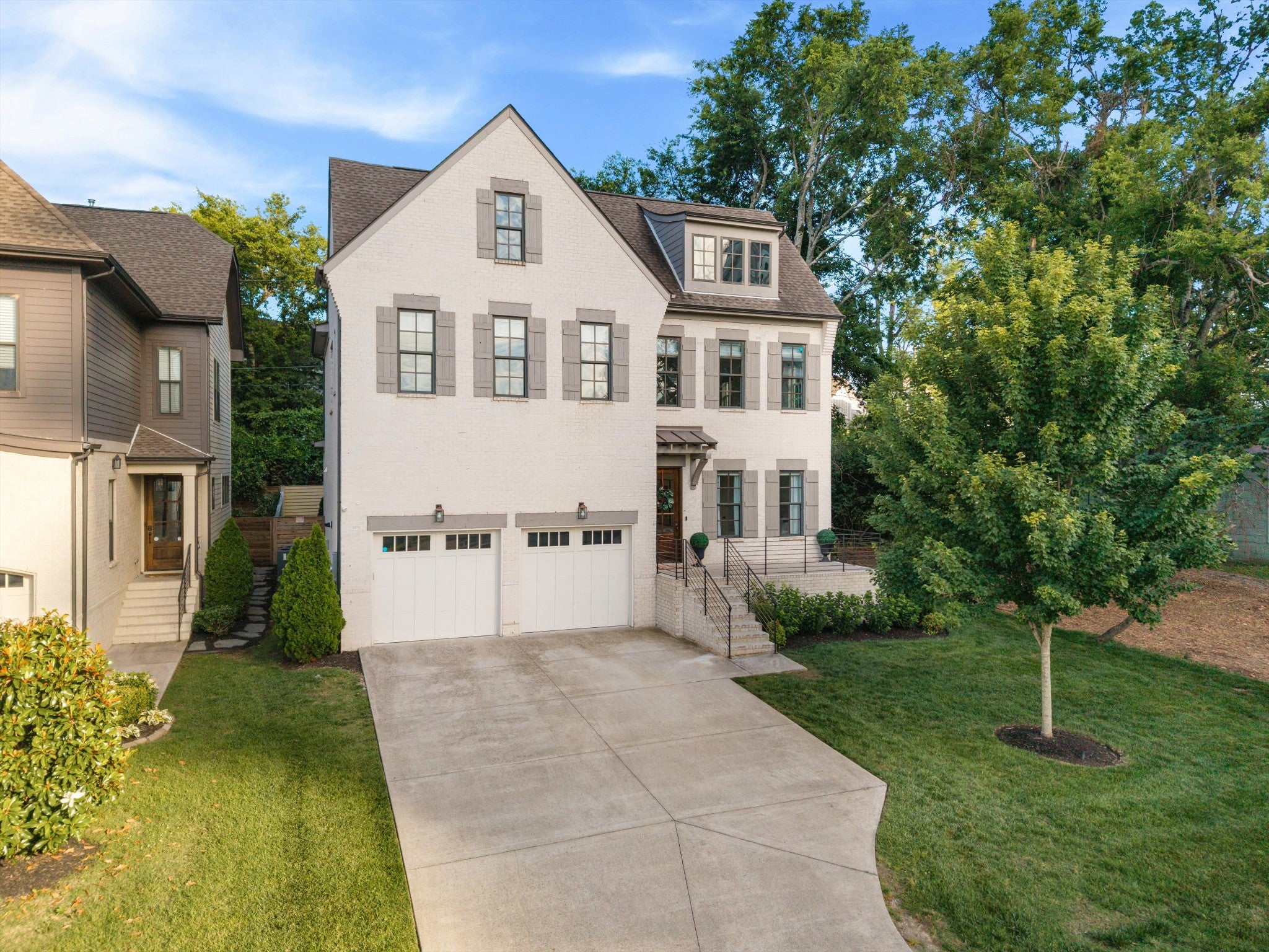 4102 Kimbark Dr, Nashville TN 37215 4-bed condo, photo 2 of 53