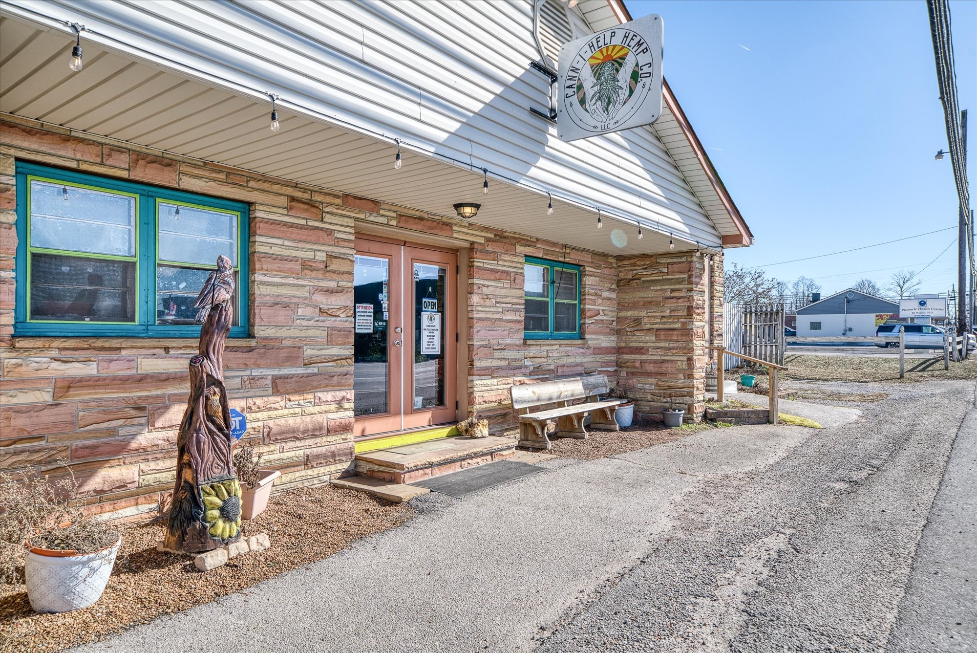 142 West Ave