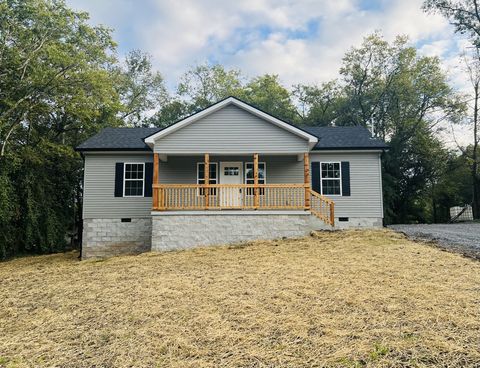 289 Fifth St Bell Buckle TN 37020