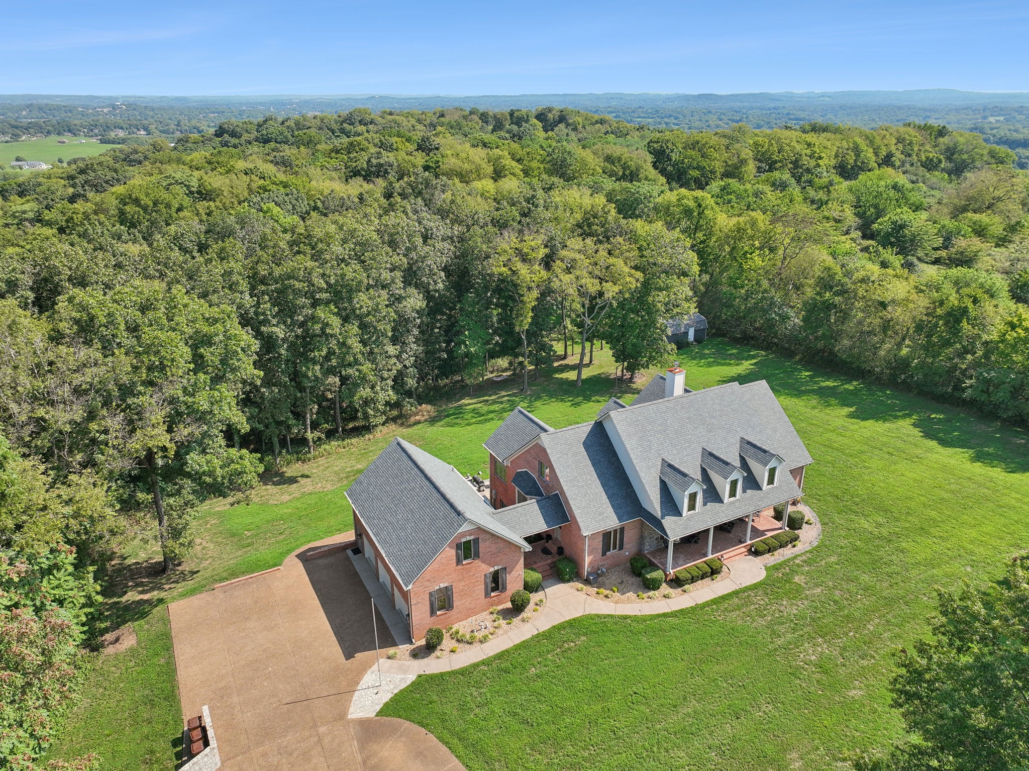 1208 Davidson Ln