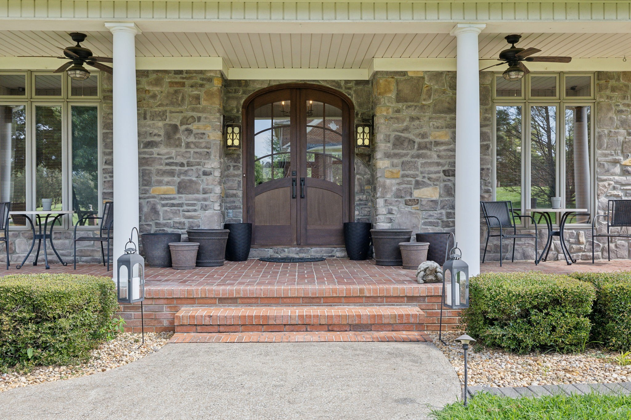 1208 Davidson Ln