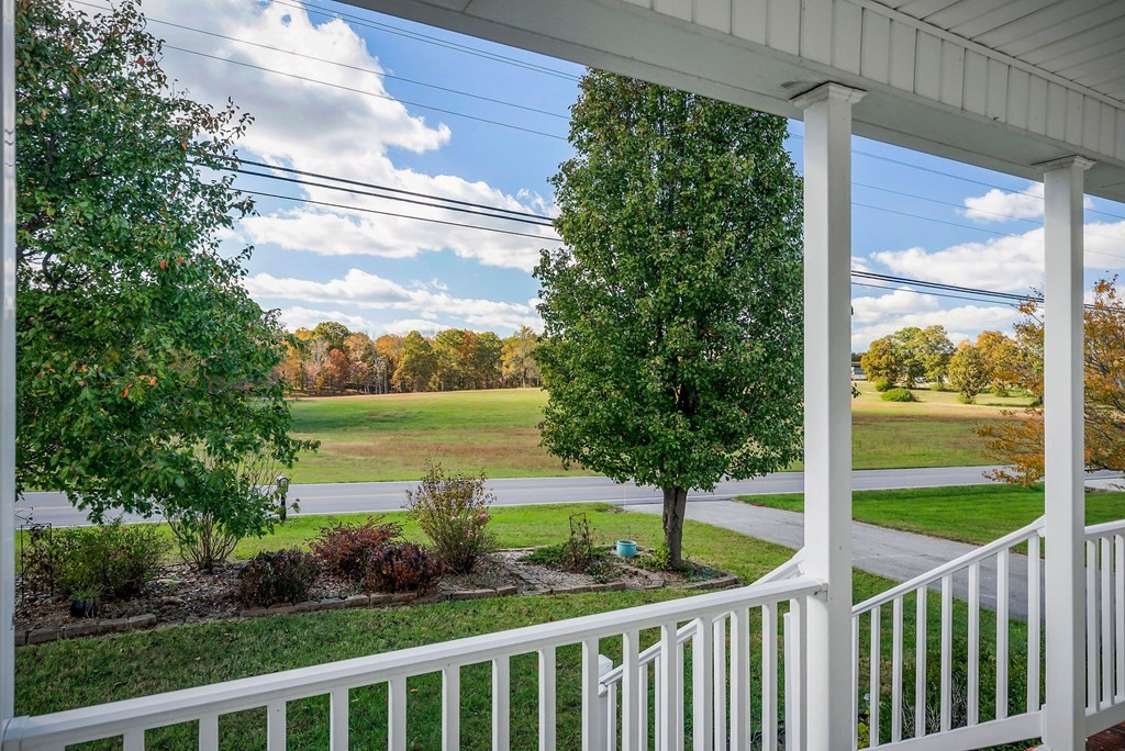 1520 Hawkins Crawford Rd