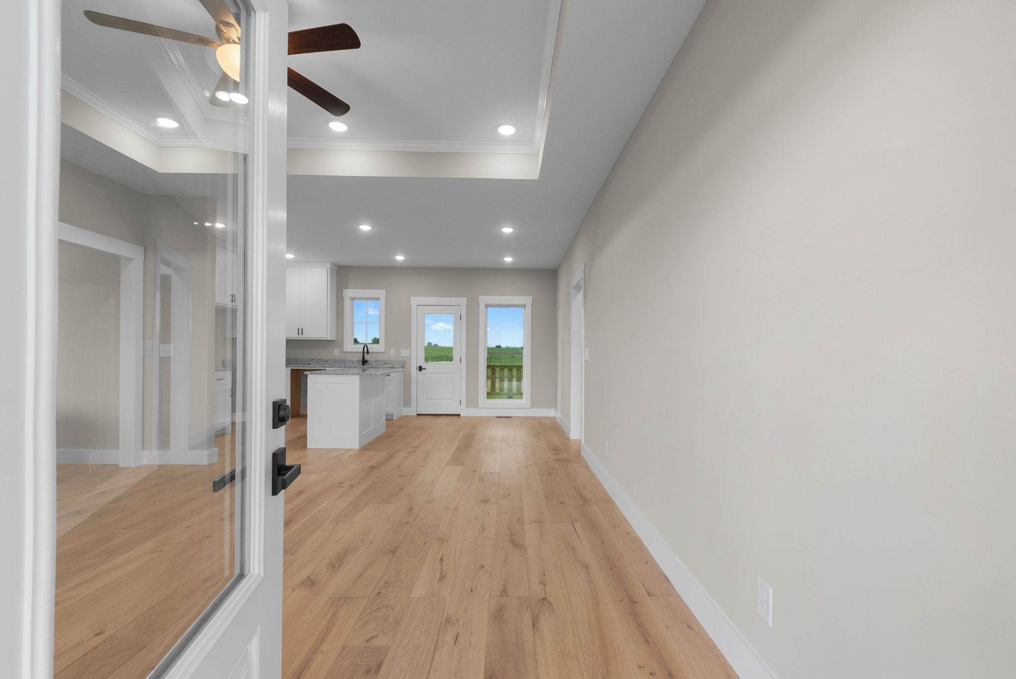 400 Sawyer Ln