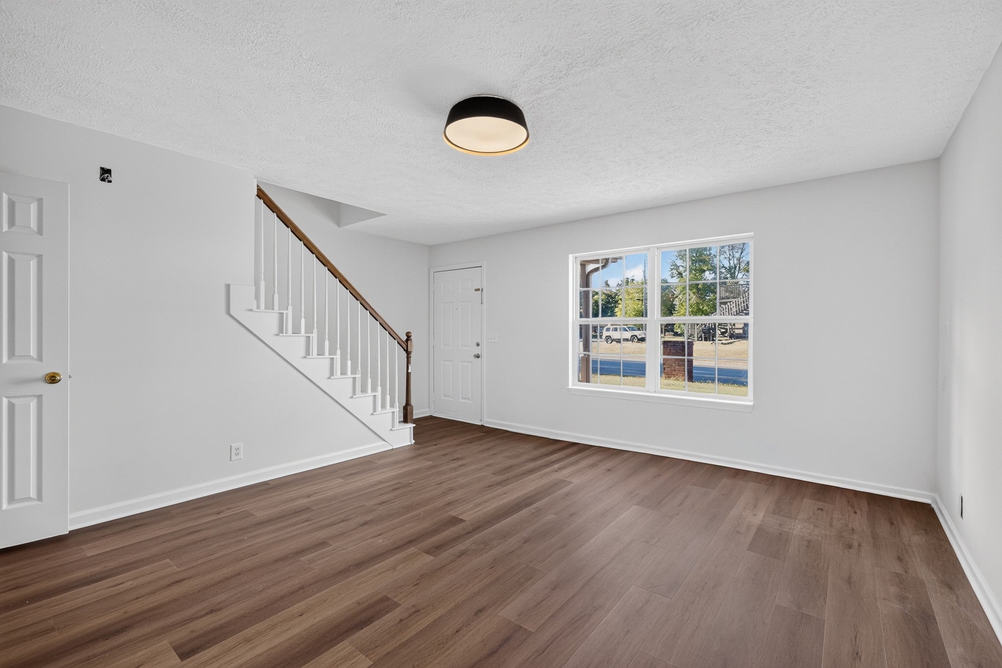 1655 Center Pointe Dr
