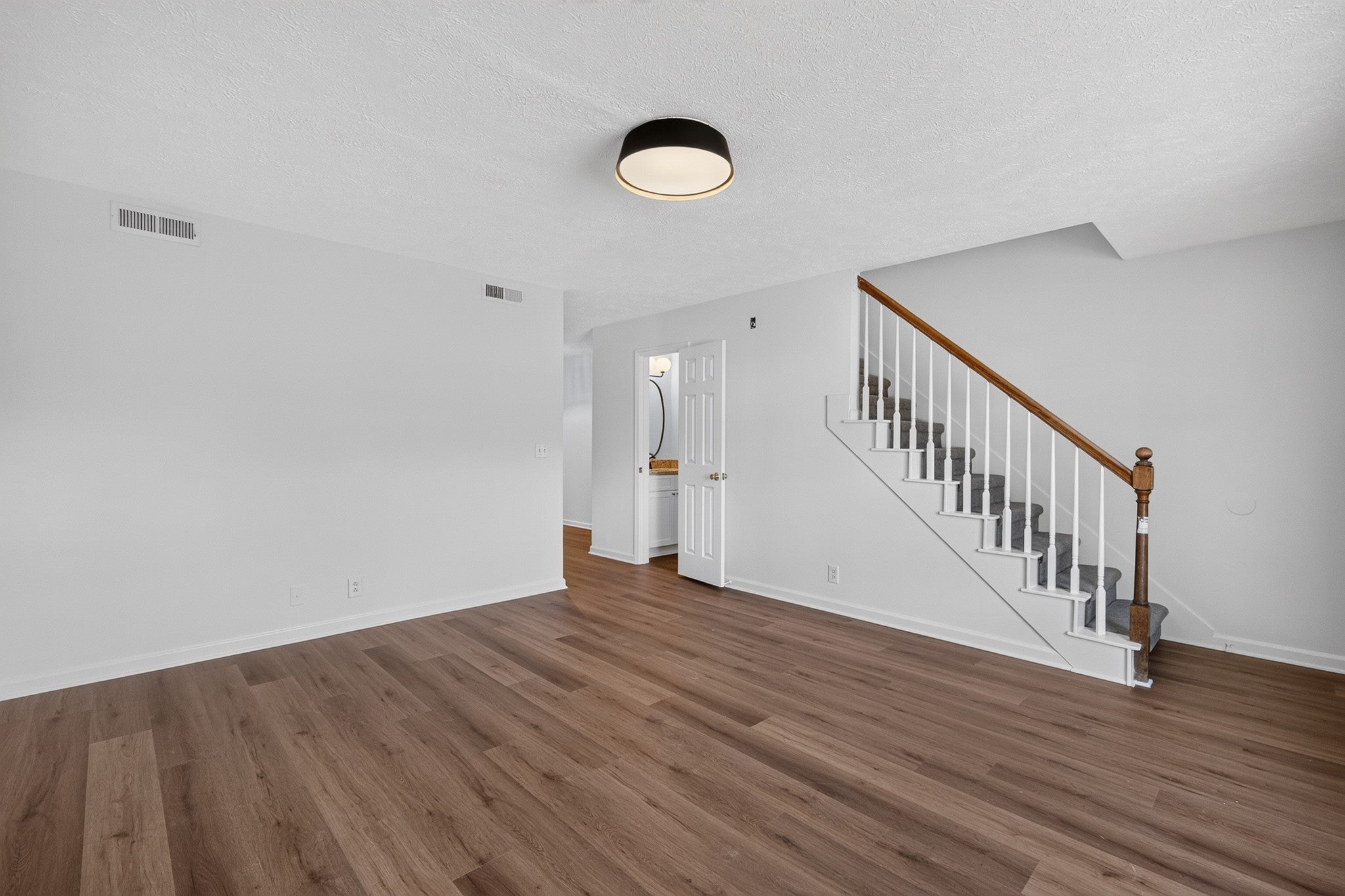 1655 Center Pointe Dr