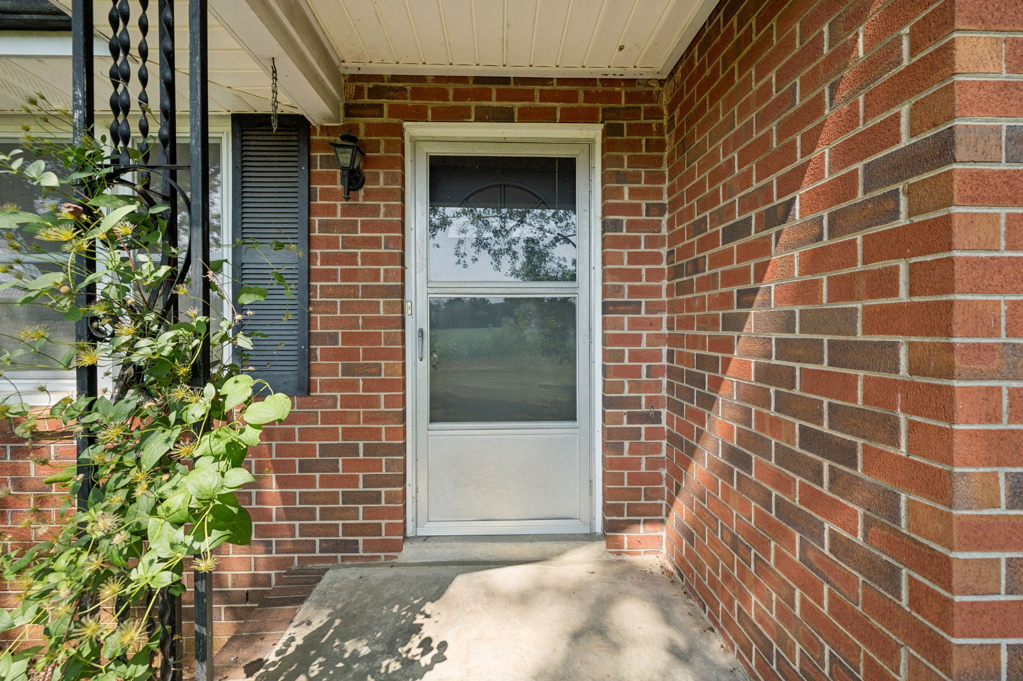 526 W Boiling Springs Rd
