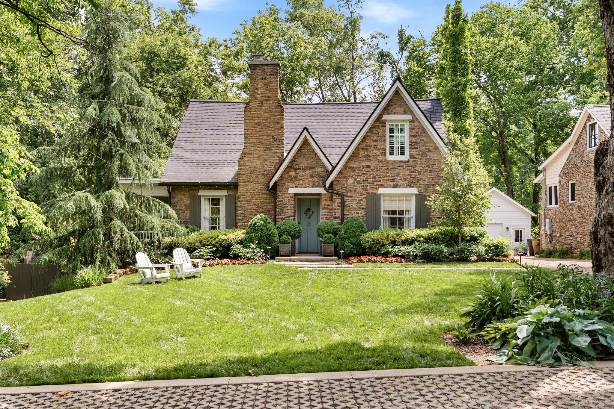 1023 Belvidere Dr