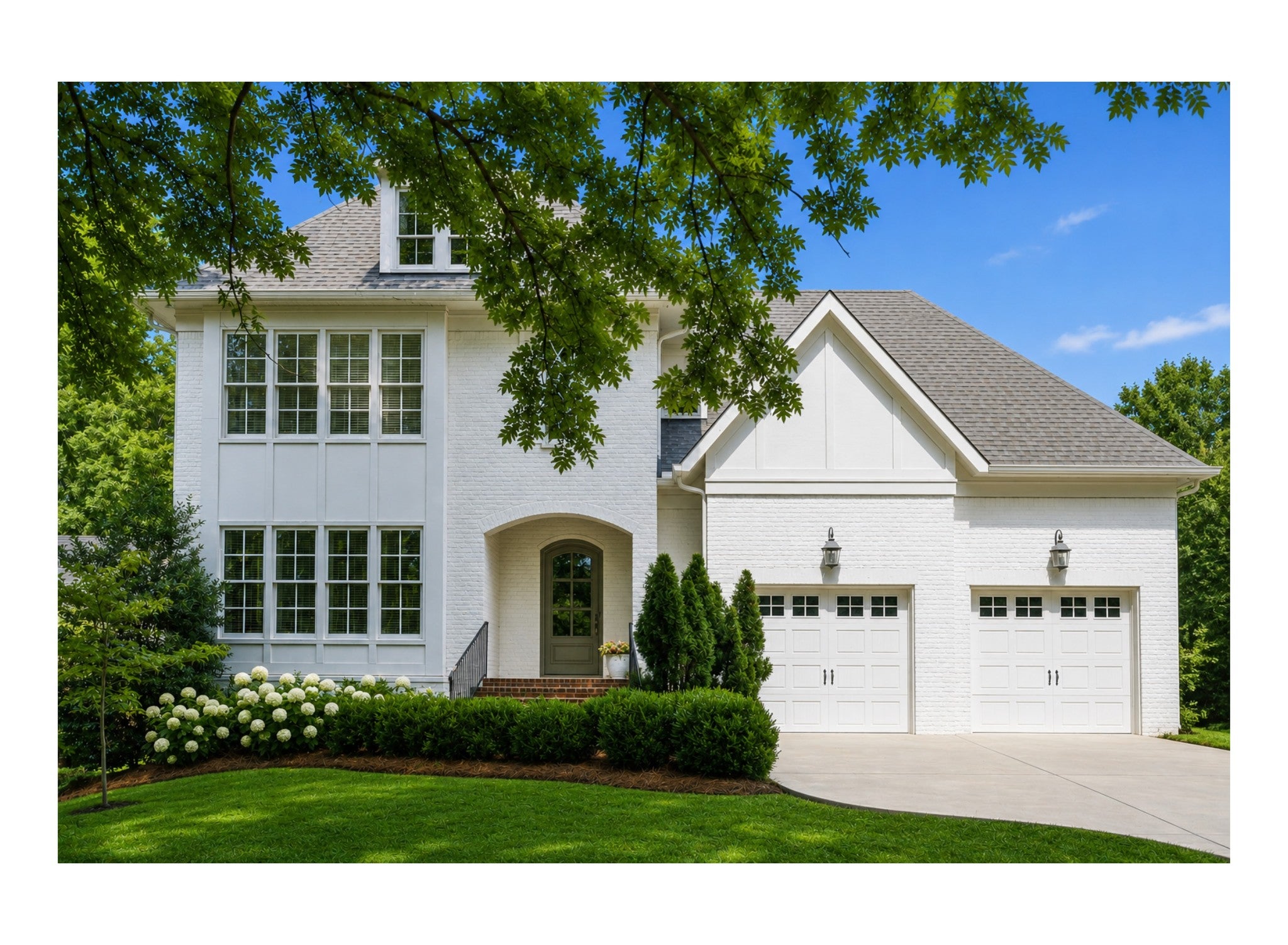5-bed listing at 704a Crescent Rd, Nashville