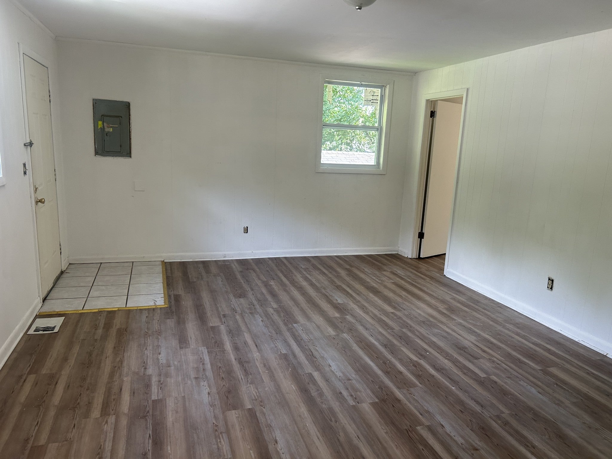 305 Norway Ct