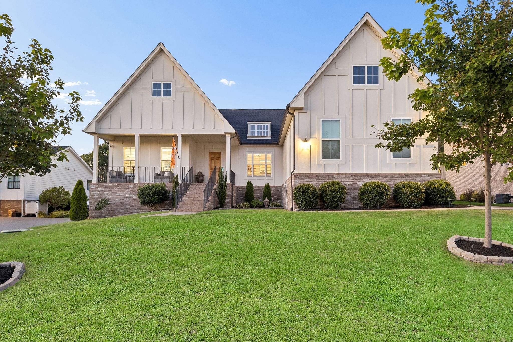7008 Fiddlers Glen Dr