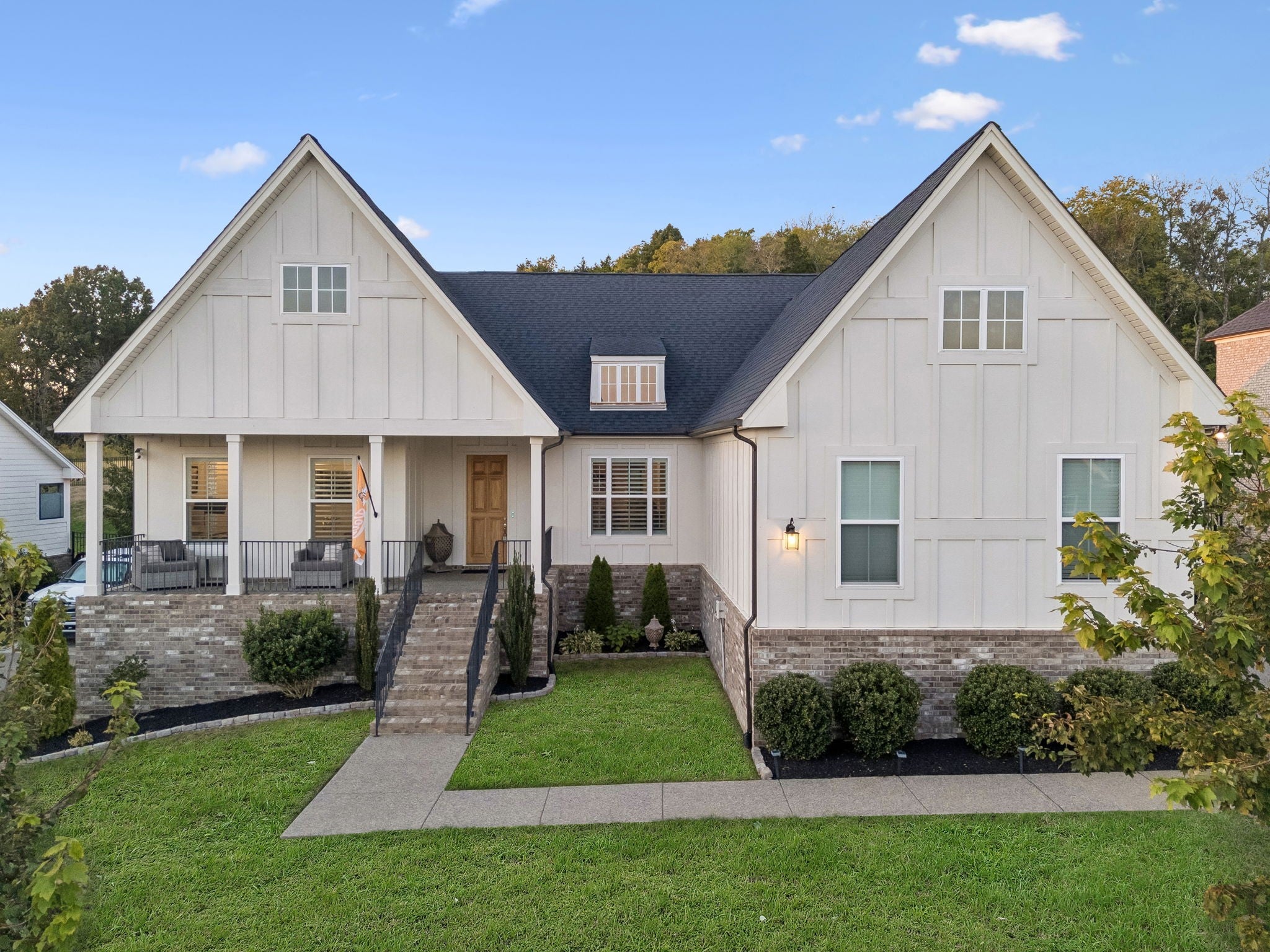 7008 Fiddlers Glen Dr