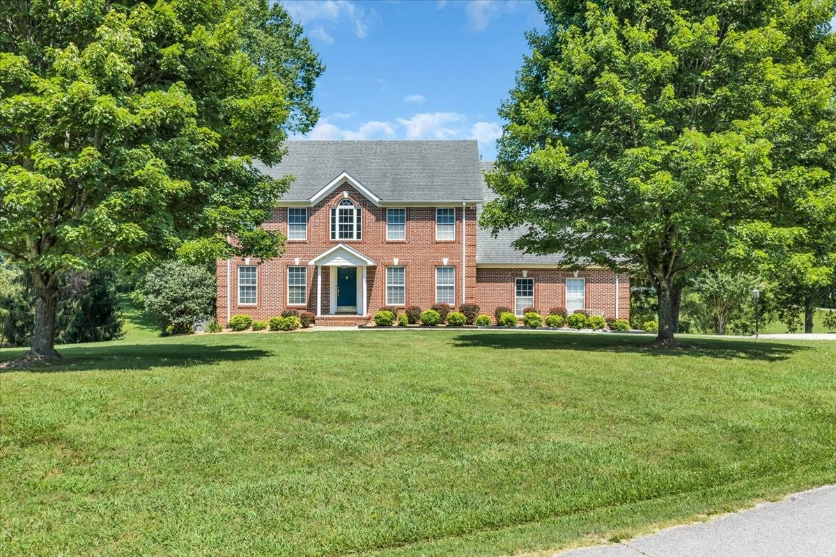 141 W Laurel Ave