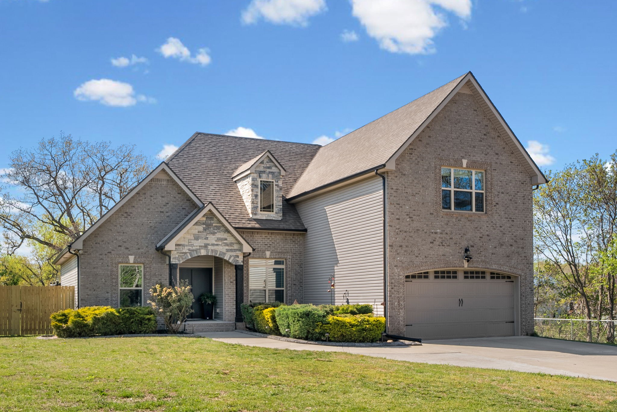 1608 Walnut Grove Rd