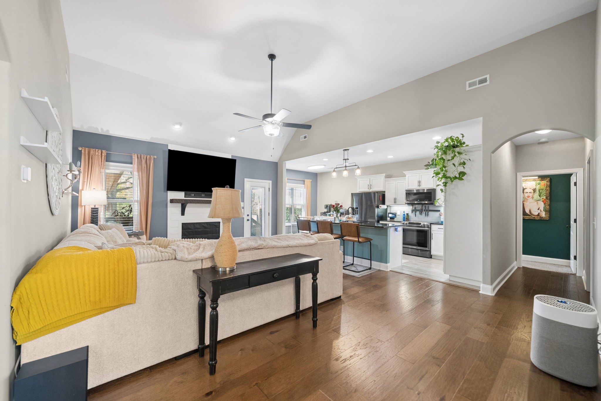 1608 Walnut Grove Rd