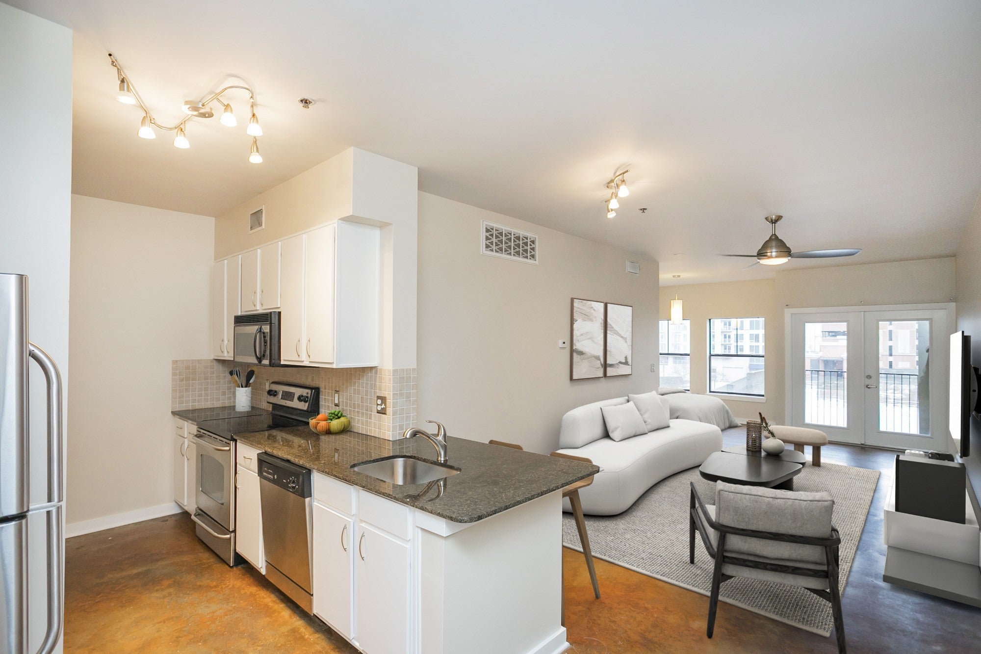 1803 Broadway 516