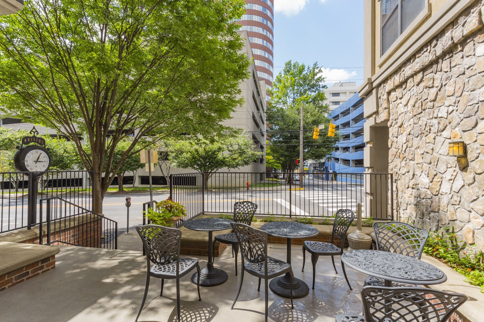1803 Broadway 516