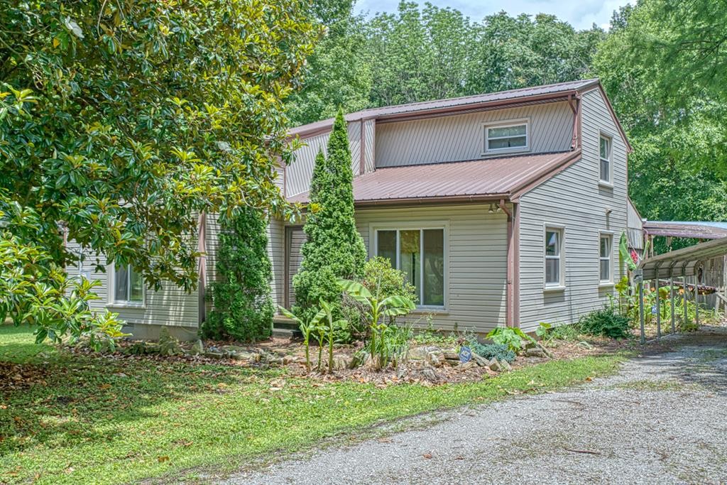 3570 Golden Mountain Rd NE