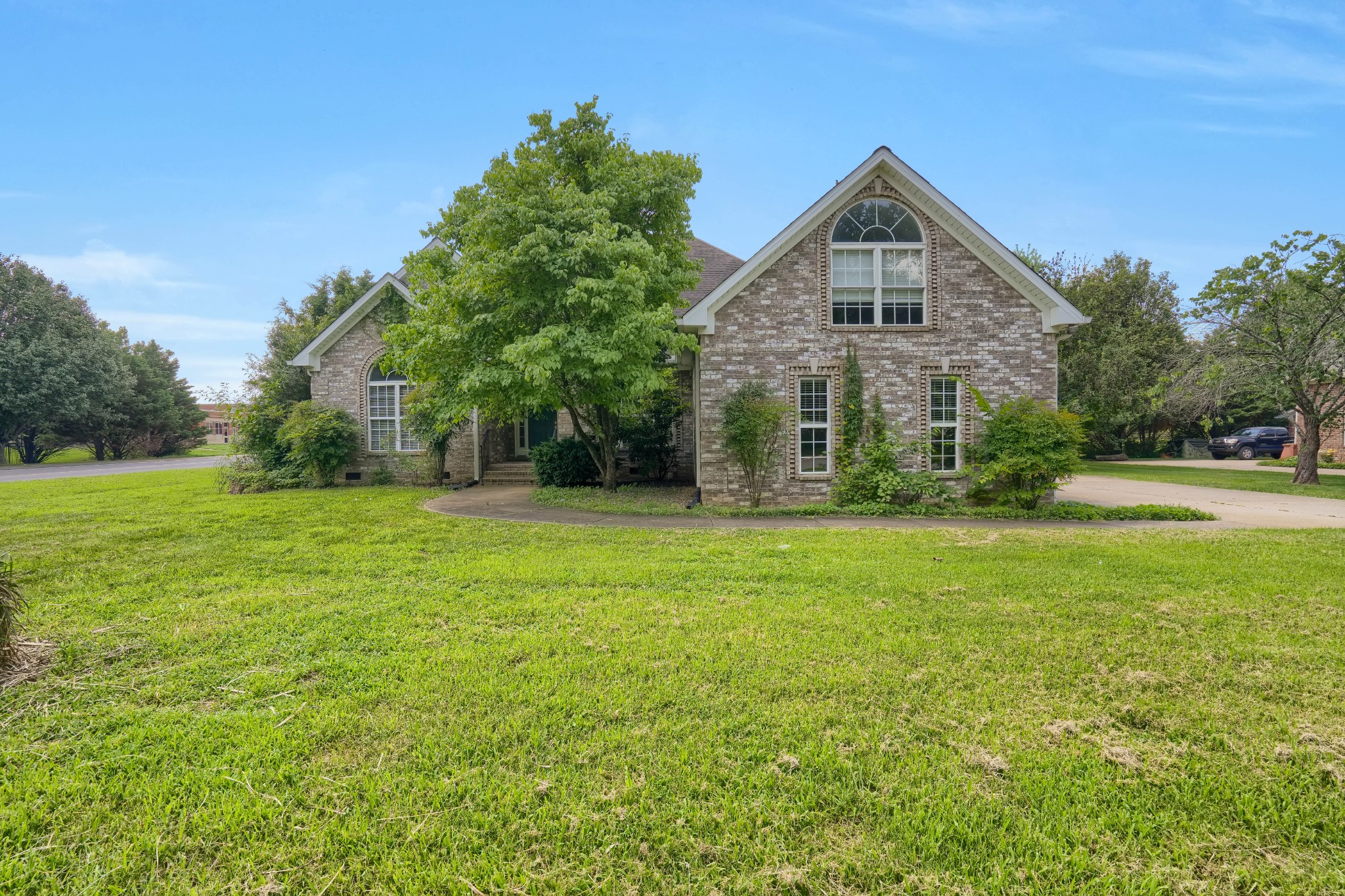 3429 Deerview Dr