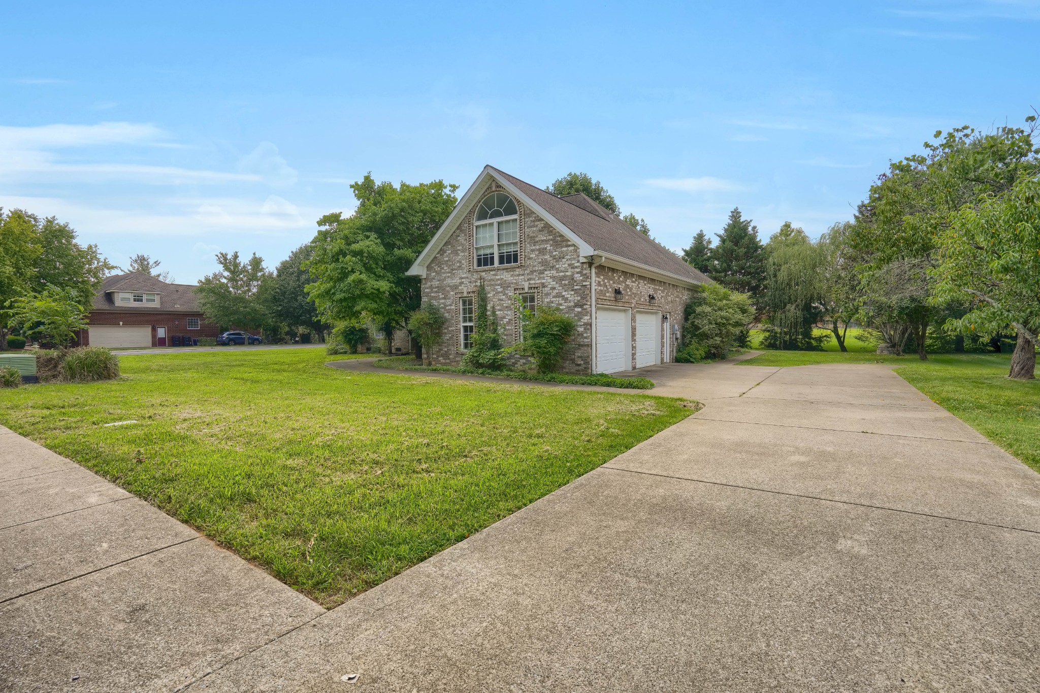 3429 Deerview Dr