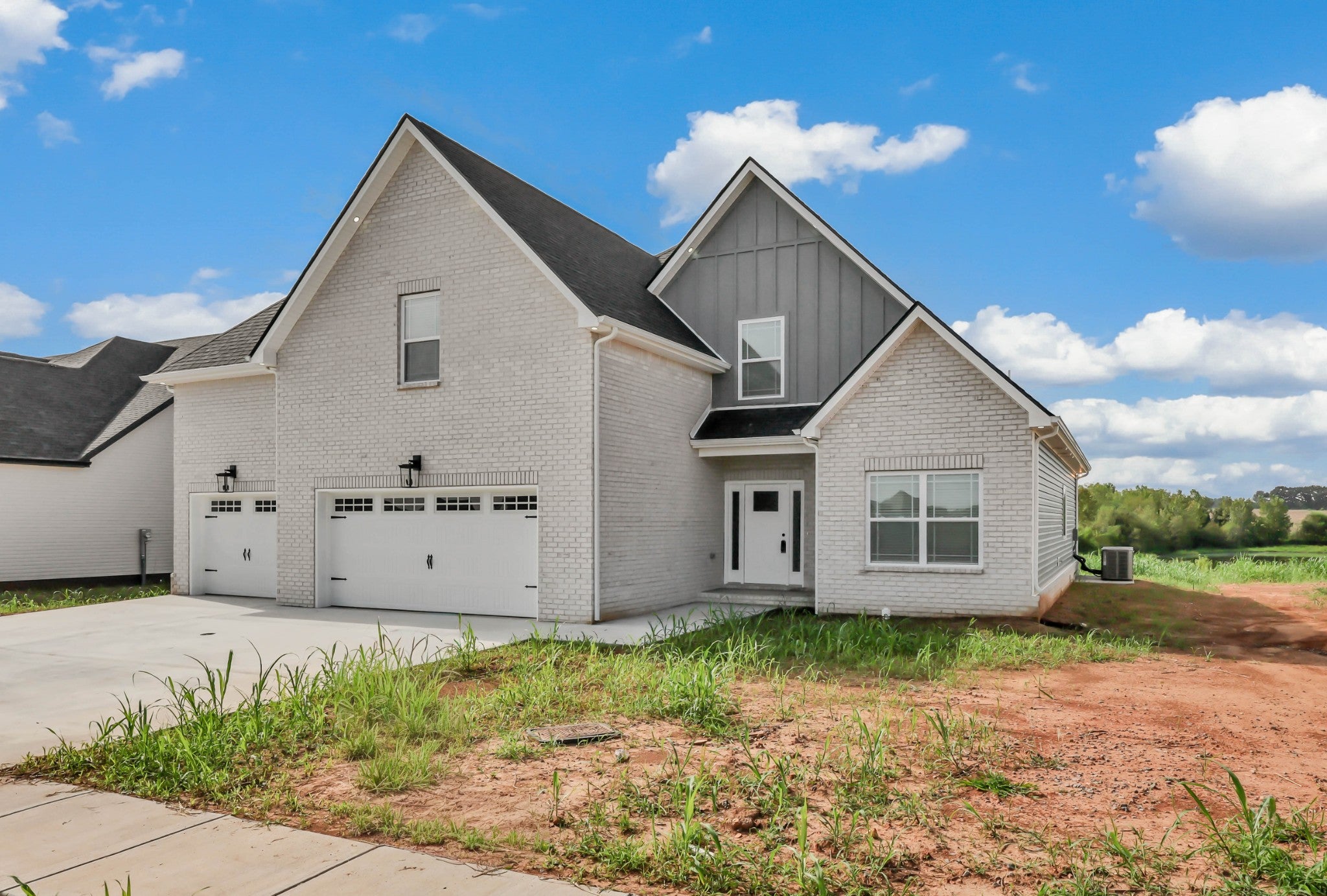 222 Low Plains Ln