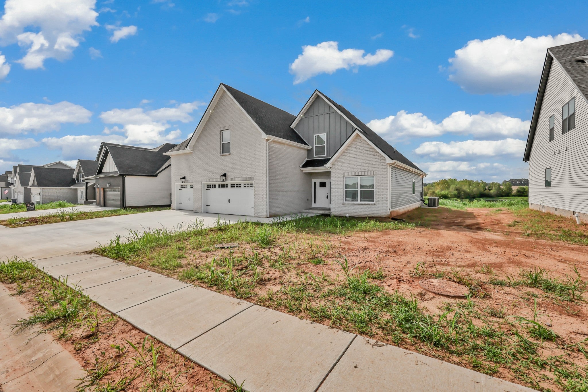 222 Low Plains Ln