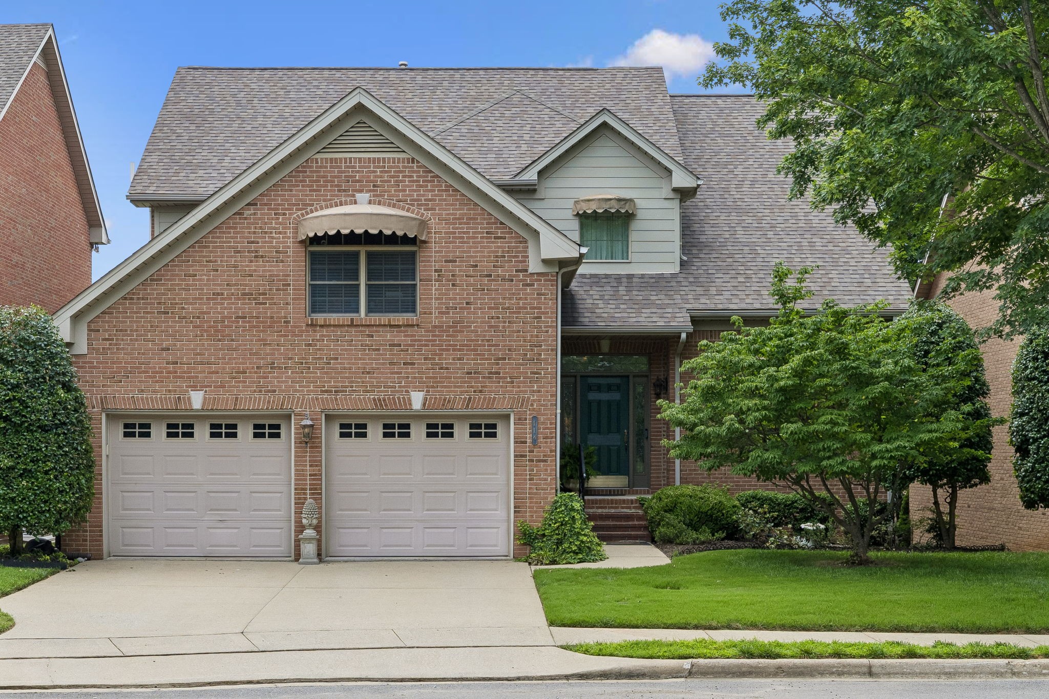 114 Hunt Crest Ct