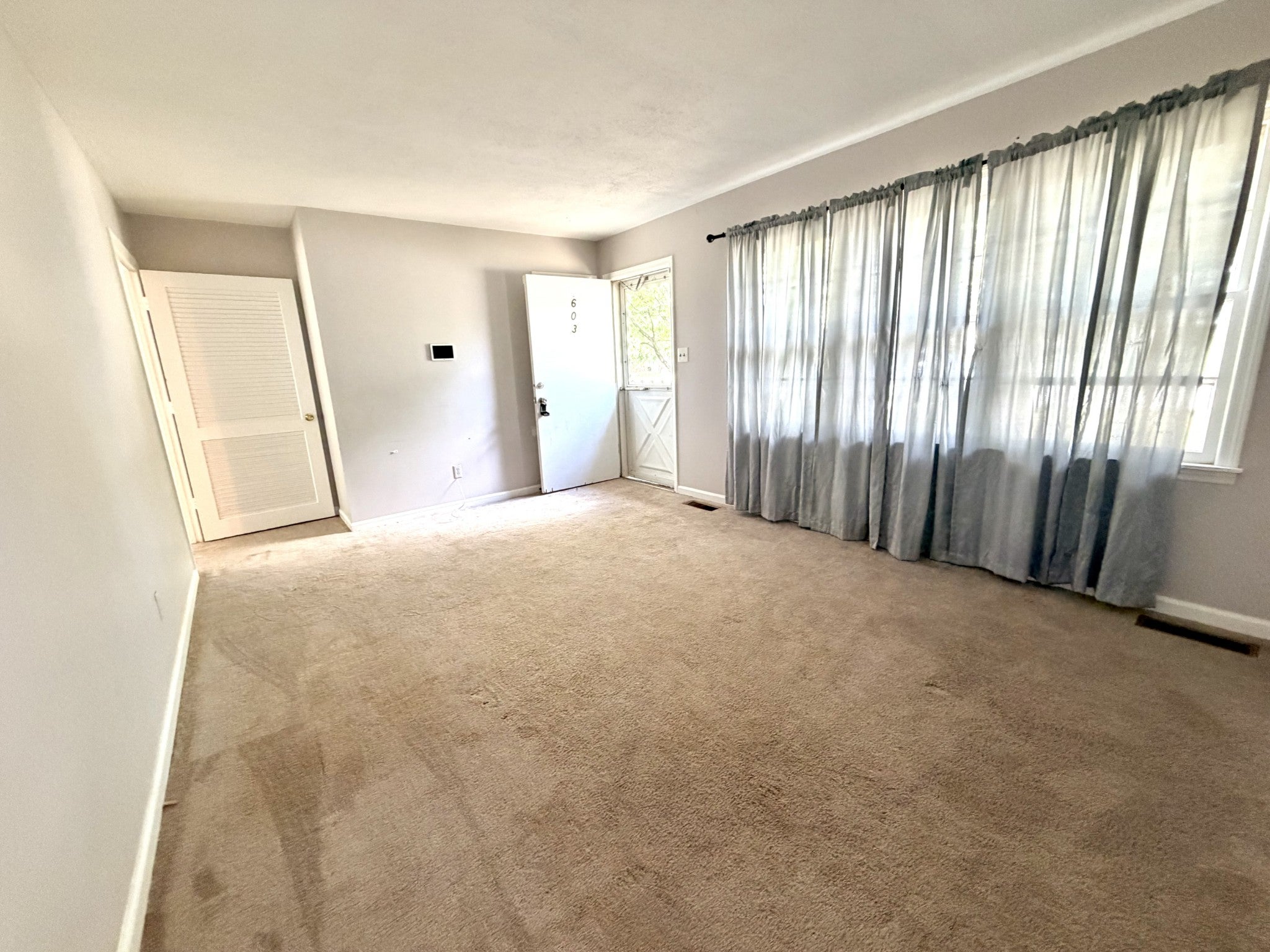 603 Las Vegas Dr