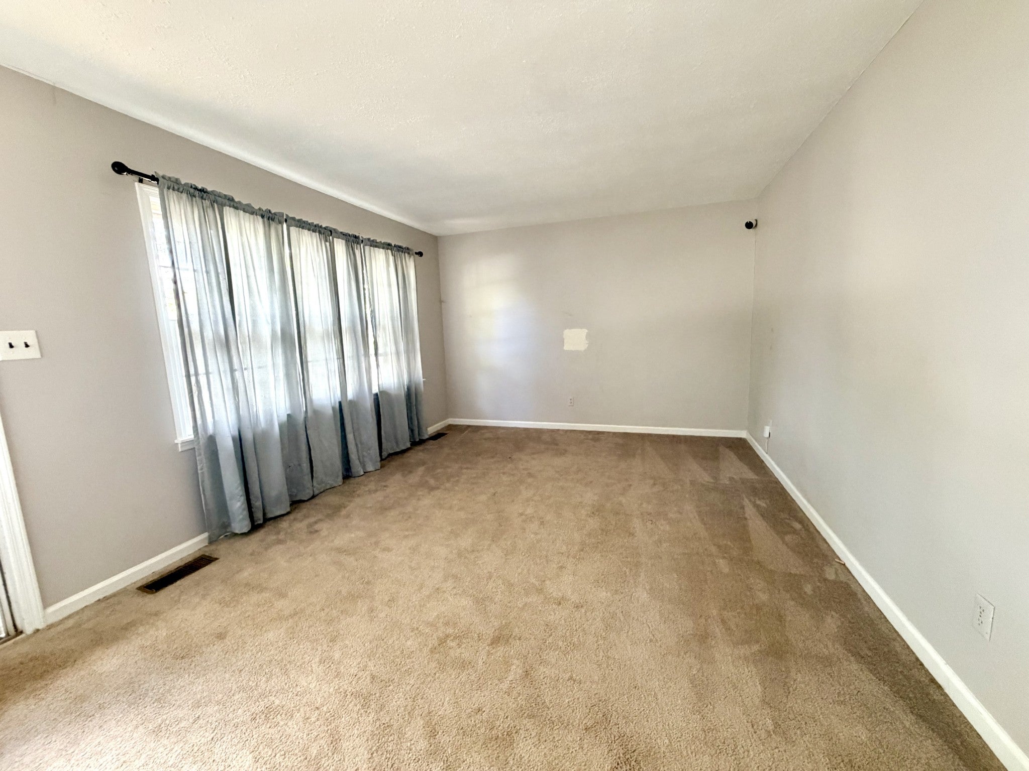 603 Las Vegas Dr