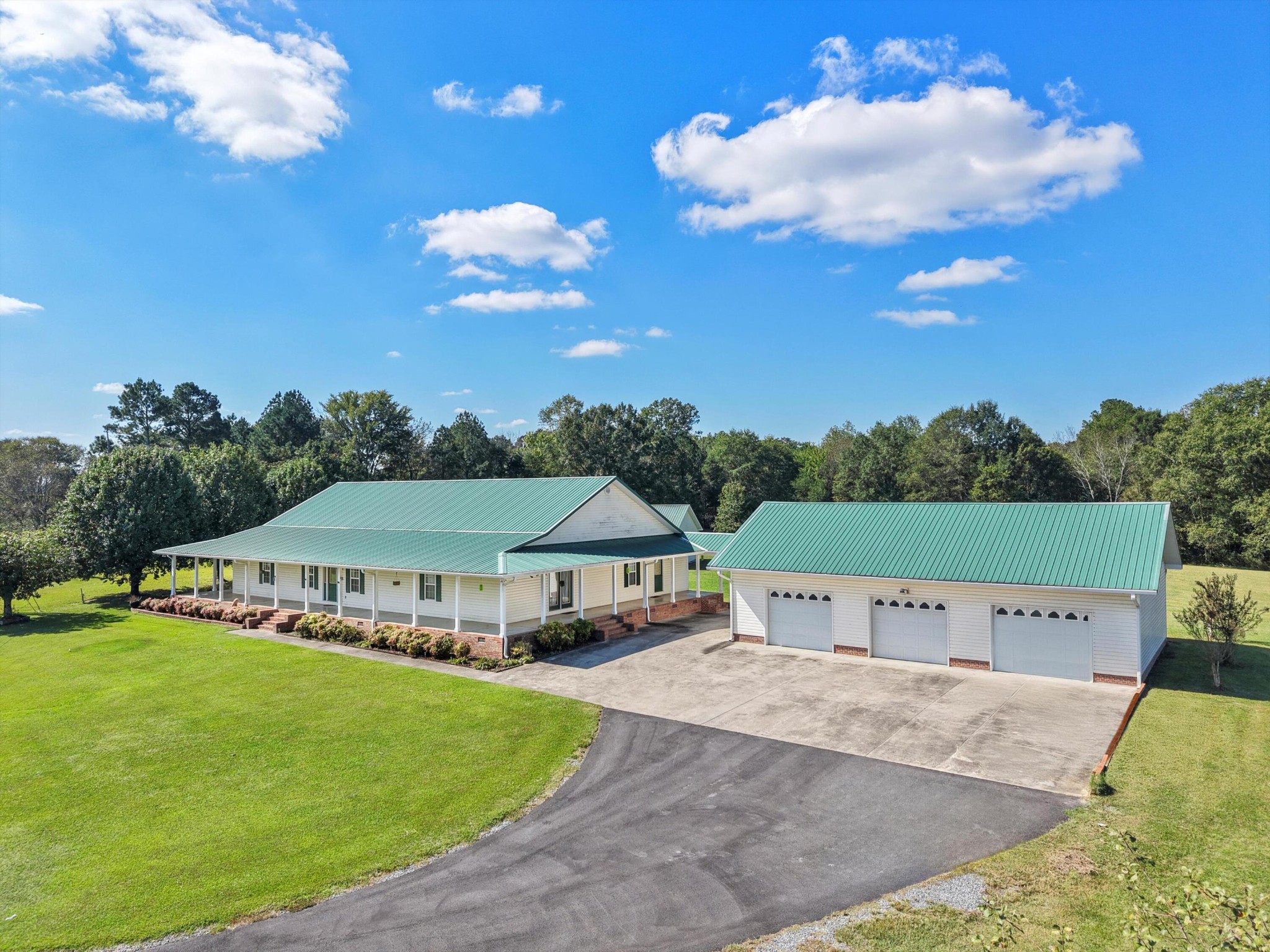 1597 Beaverdale Road NE