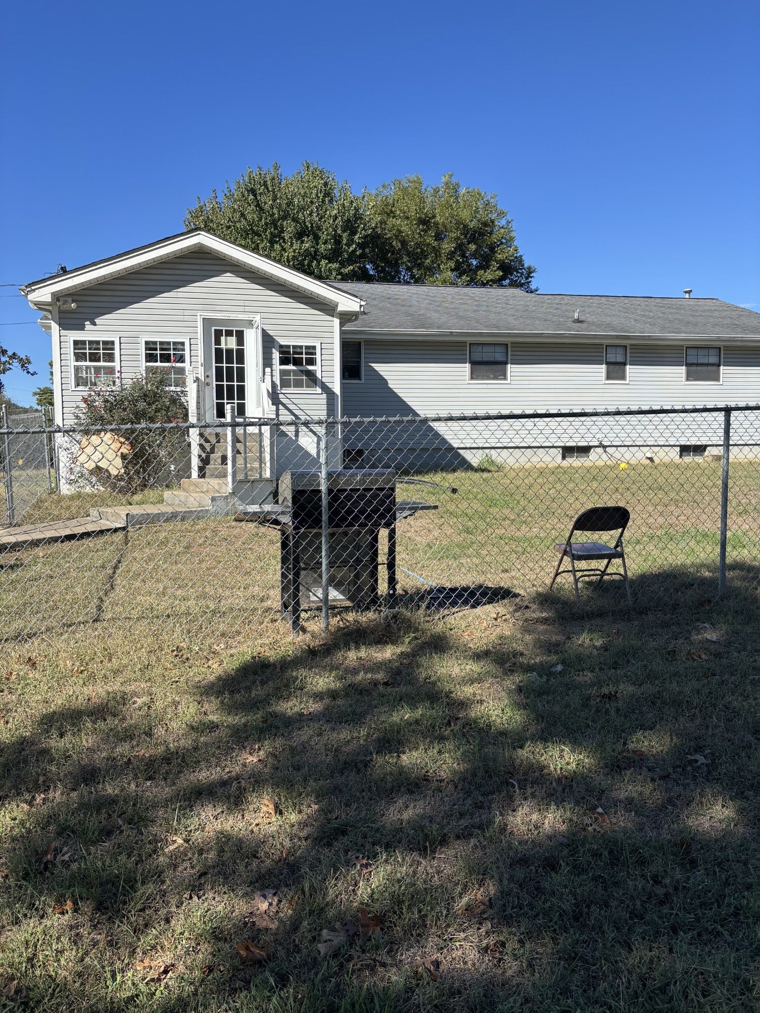 400 Neals Ln