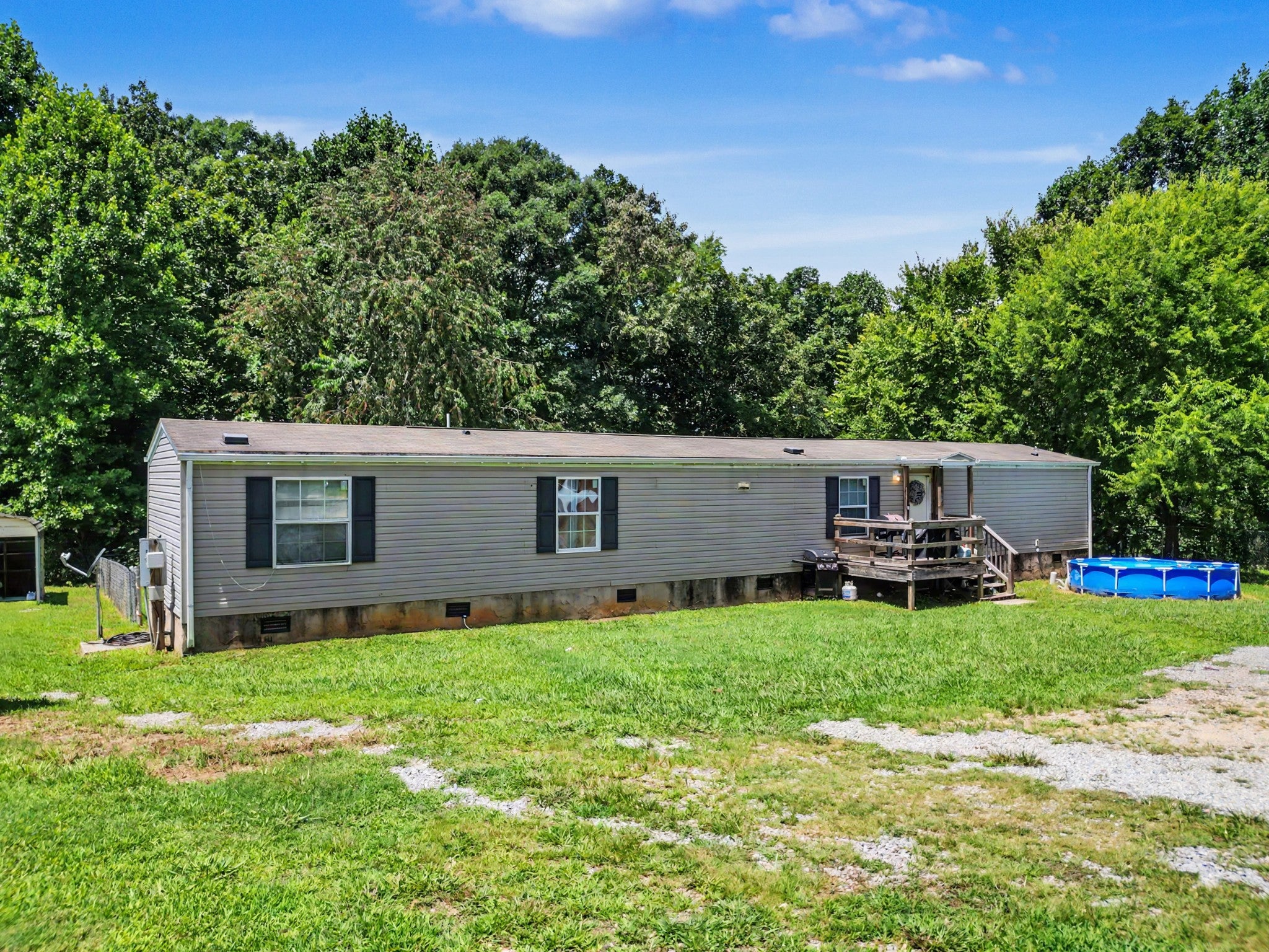 330 Oak Leaf Cir