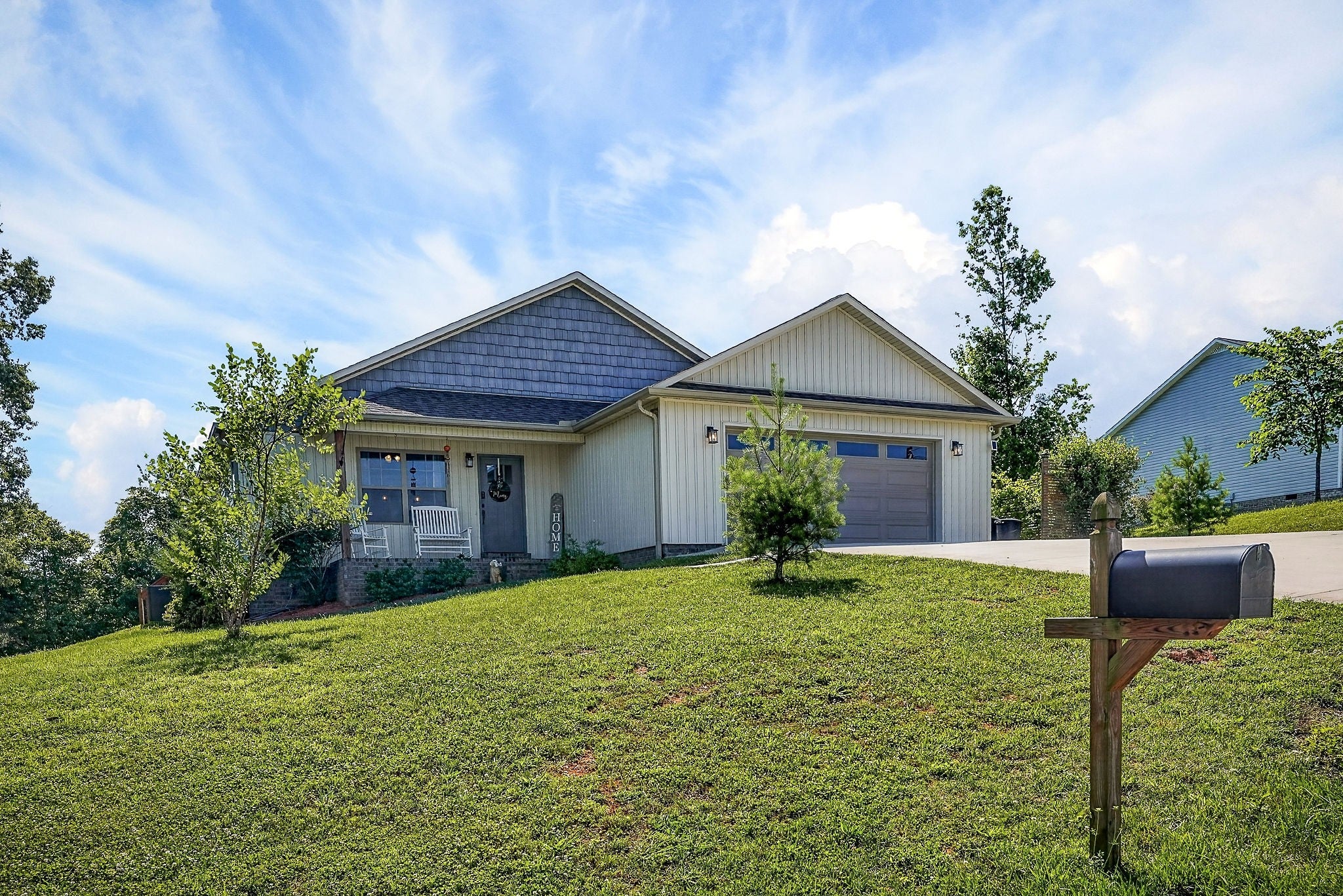 1180 Cobblestone Dr